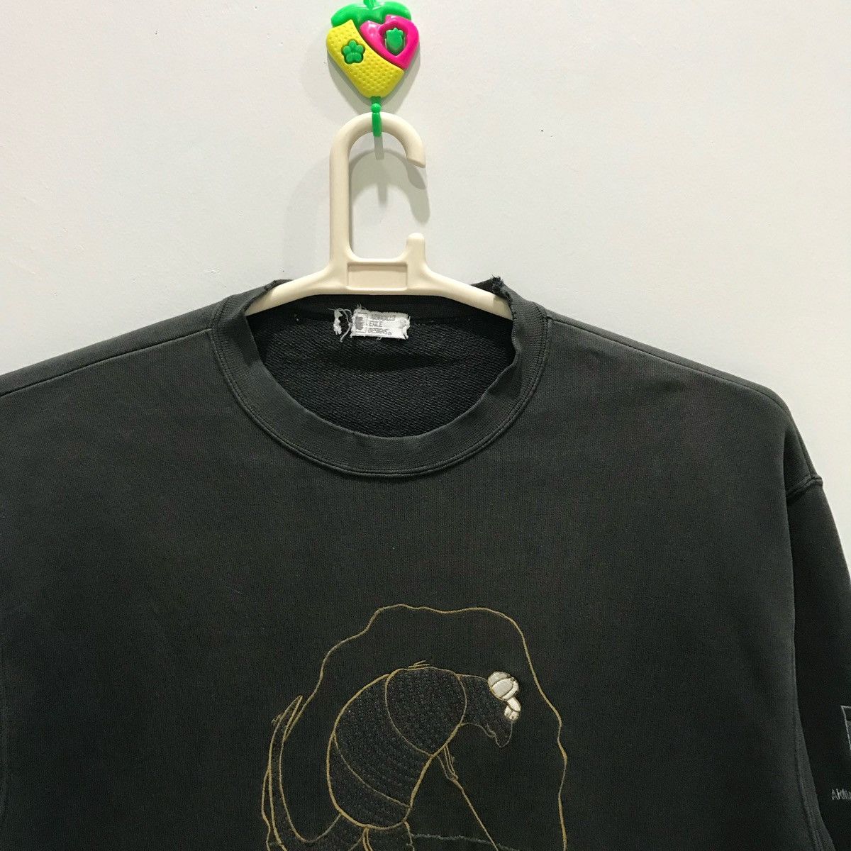 Vintage ARMADILLO EXILE DESIGNS 1989 Vintage Sweatshirt Size M Size US M / EU 48-50 / 2 - 2 Thumbnail