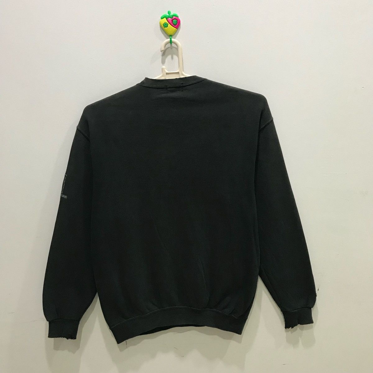 Vintage ARMADILLO EXILE DESIGNS 1989 Vintage Sweatshirt Size M Size US M / EU 48-50 / 2 - 10 Thumbnail