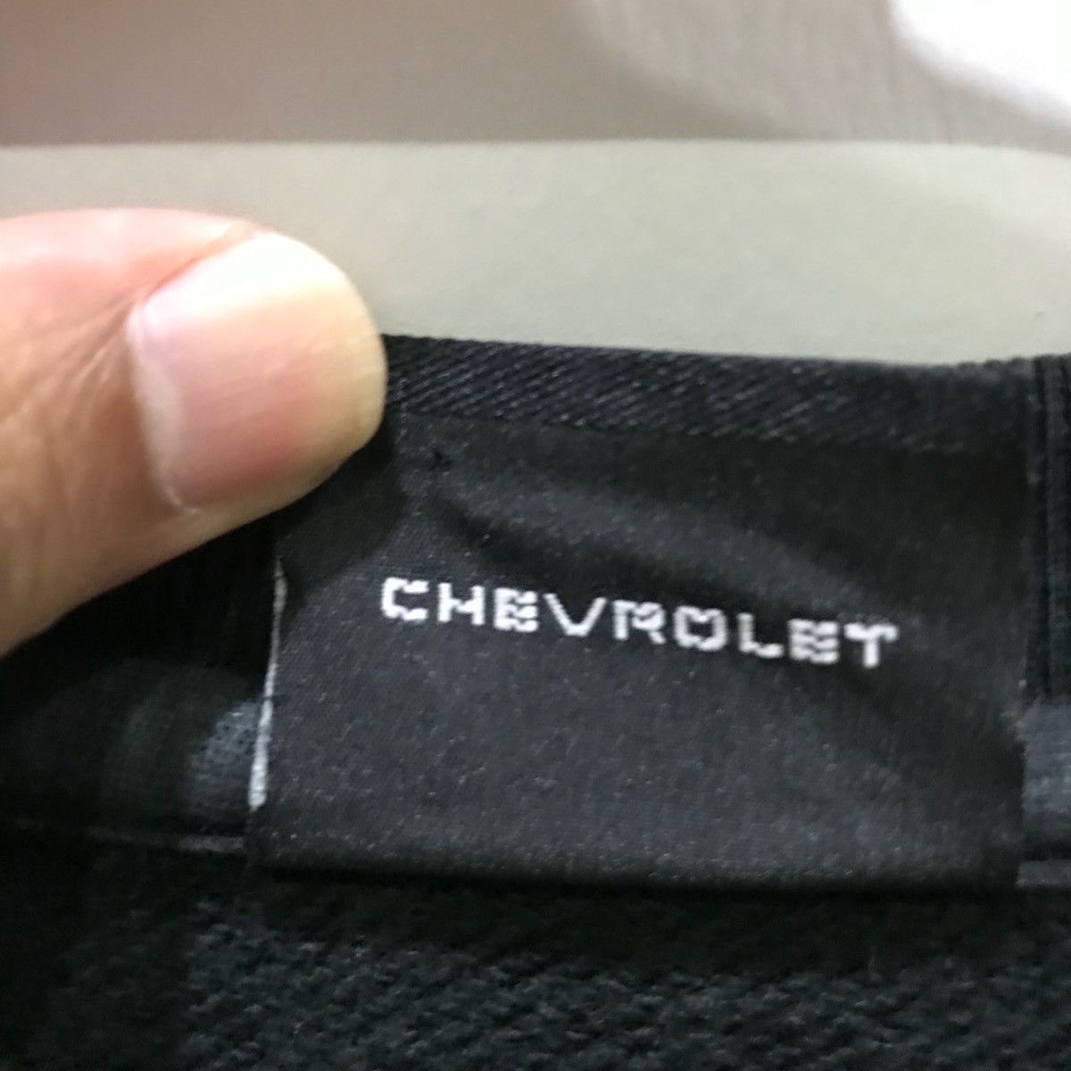 Vintage CHEVROLET BURNS METAL Sweatshirts Size L Size US L / EU 52-54 / 3 - 4 Thumbnail