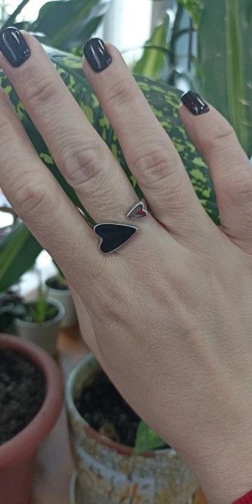 Jewelry Elegant Vintage Black Love Heart Ring Size ONE SIZE - 4 Thumbnail