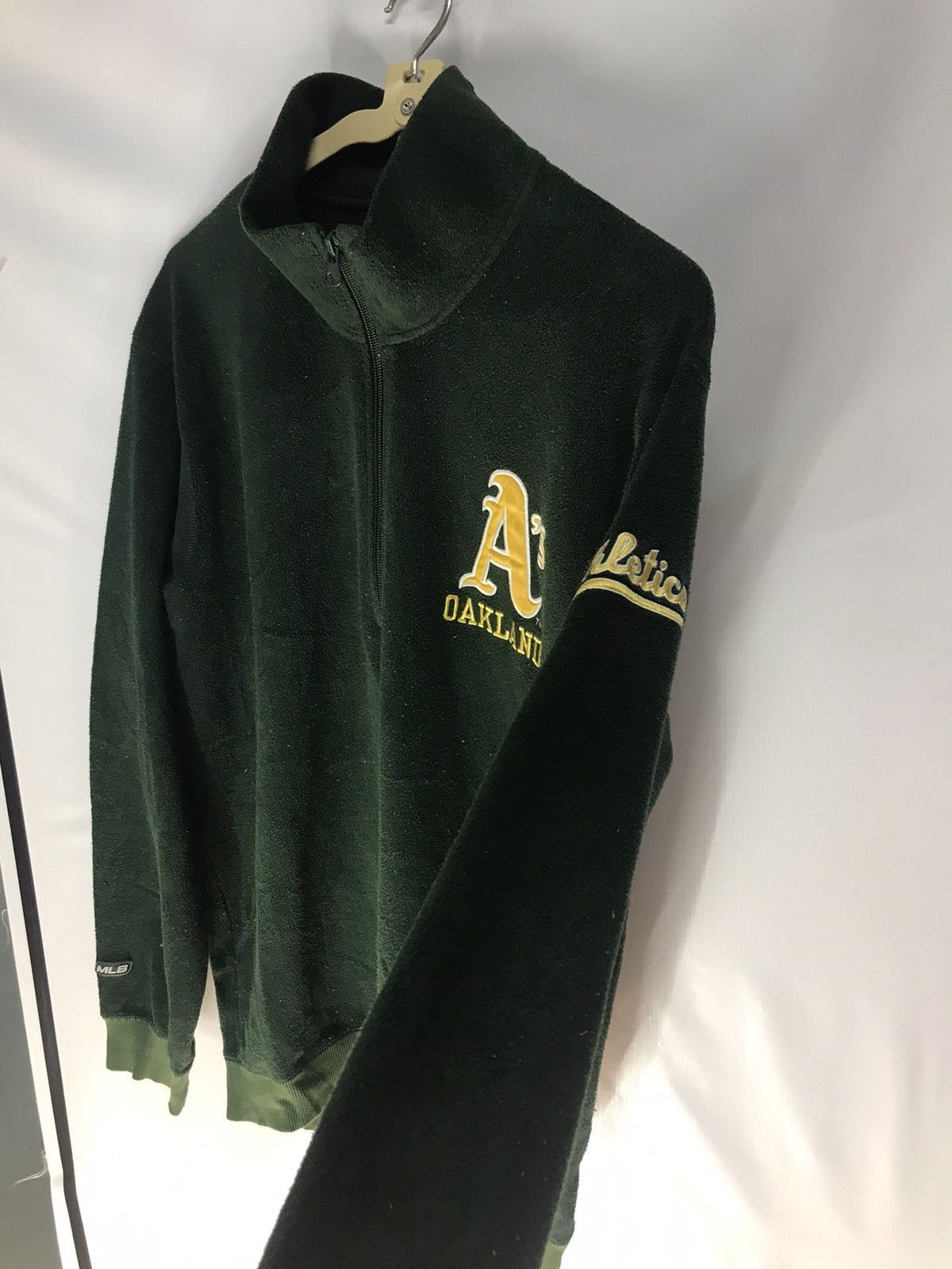 MLB × Uniqlo × Vintage MLB Oakland X Uniqlo half zipper GREEN COLOUR Size US L / EU 52-54 / 3 - 4 Thumbnail
