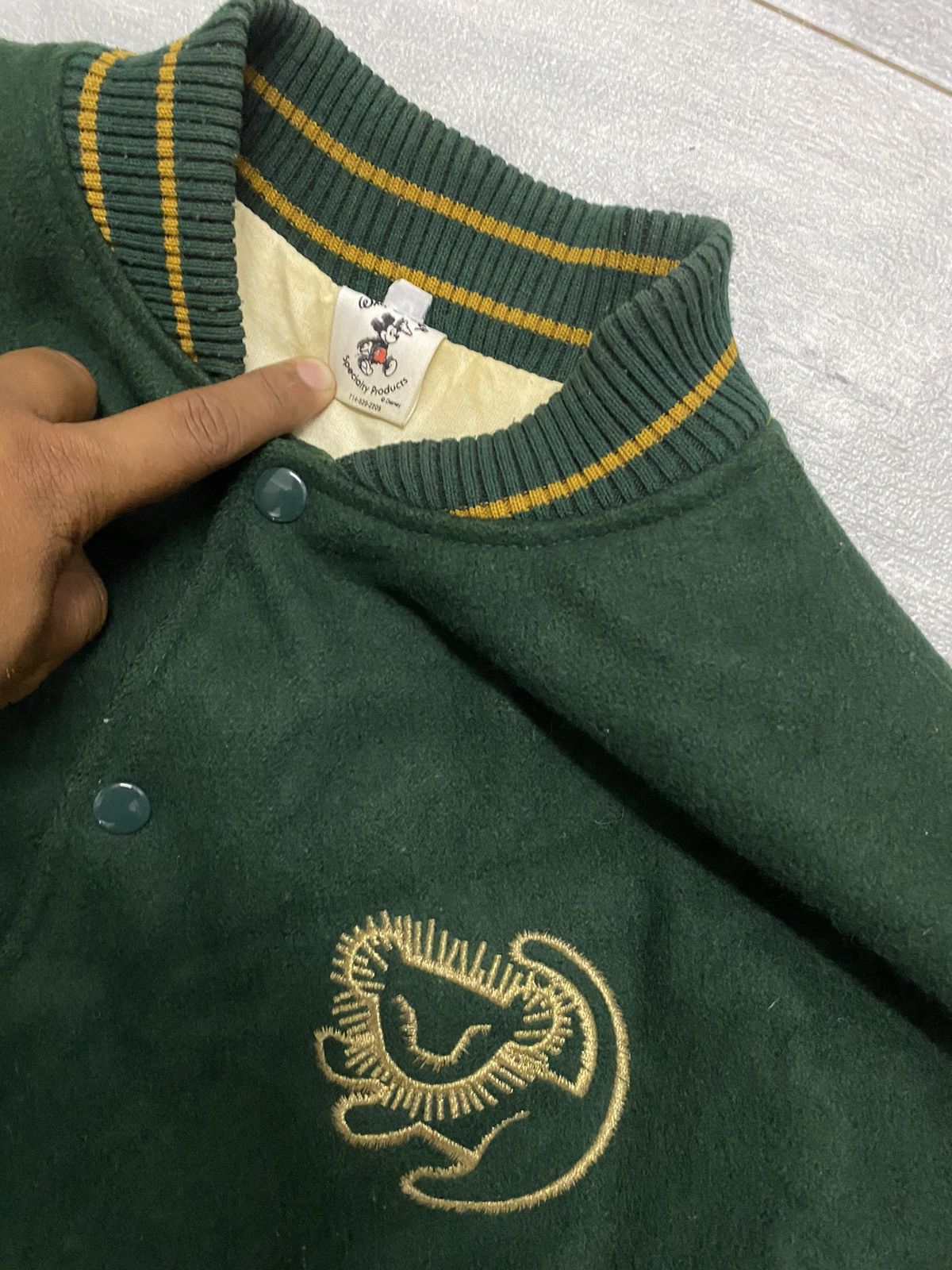 Disney 🔥Vintage🔥90’s The Lion King Disney Varsity Leather Jacket Size US M / EU 48-50 / 2 - 7 Thumbnail
