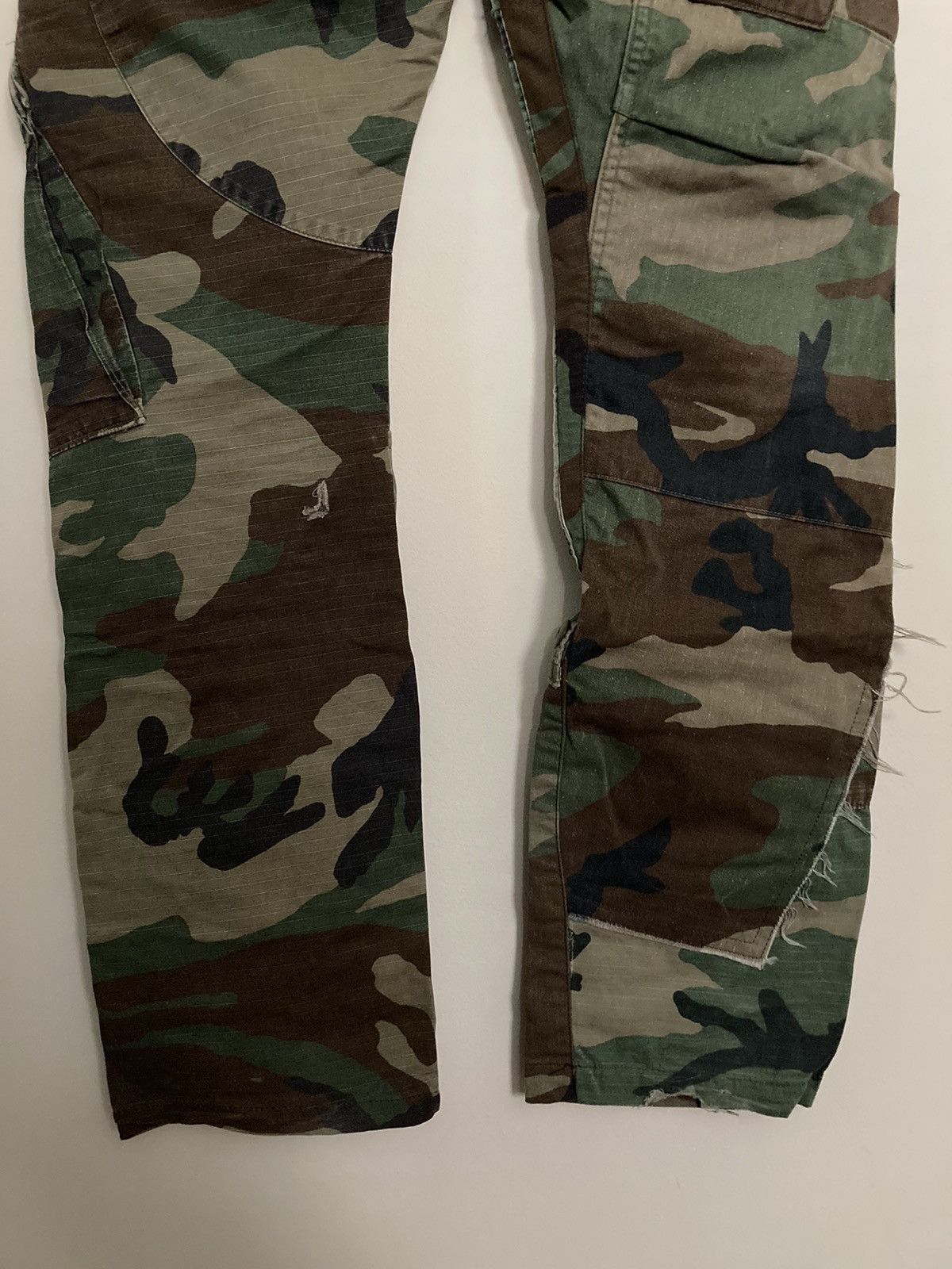 20471120 20471120 "Paper" Reconstructed Camo Pants Size US 28 / EU 44 - 8 Thumbnail