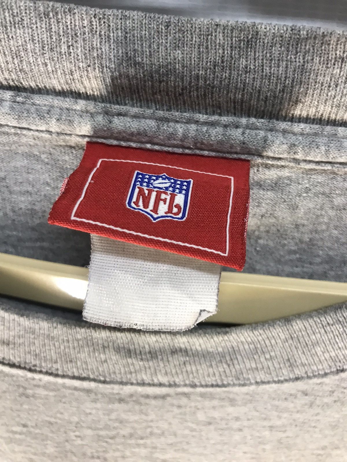 NFL NFL chargers football tshirt Size US L / EU 52-54 / 3 - 3 Thumbnail
