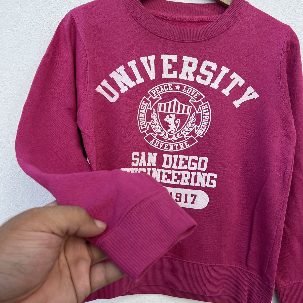 Japanese Brand UNIVERSITY SAN DIEGO ENGINEERING BIG LOGO SWEATSHIRT Size US S / EU 44-46 / 1 - 6 Thumbnail