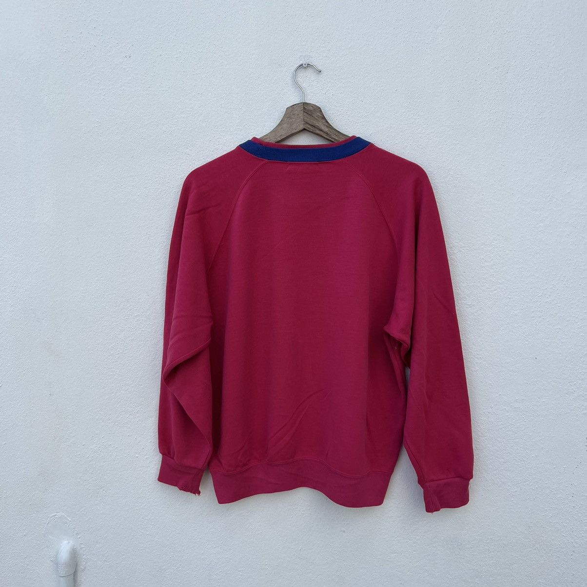 Japanese Brand VINTAGE ELLE NEVEU PARIS SWEATSHIRT BIG LOGO Size US M / EU 48-50 / 2 - 7 Thumbnail