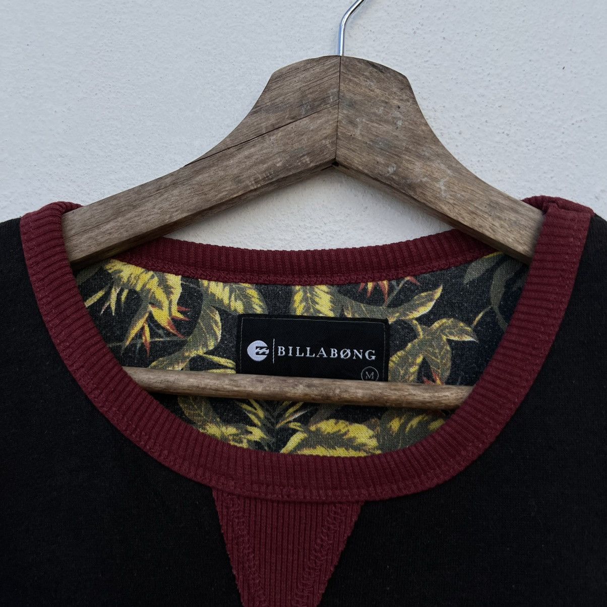 Japanese Brand VINTAGE BILLABONG SWEATSHIRT RARE STREETWEAR STYLE Size US M / EU 48-50 / 2 - 6 Thumbnail
