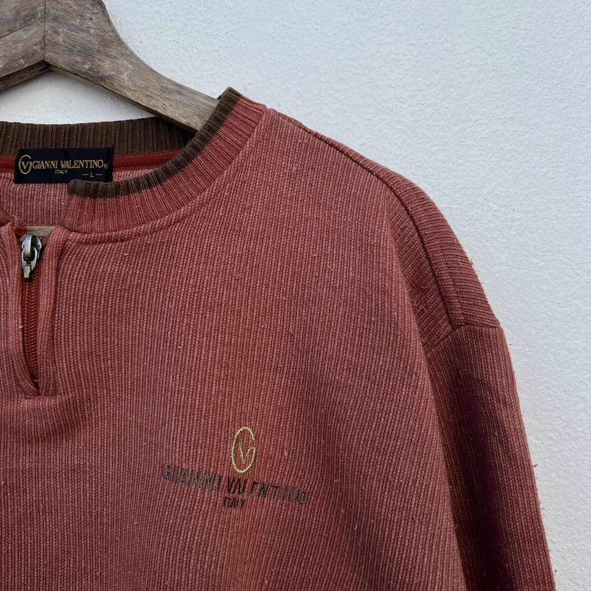 Japanese Brand VINTAGE GIANNI VALENTINO SWEATSHIRT Size US L / EU 52-54 / 3 - 4 Thumbnail