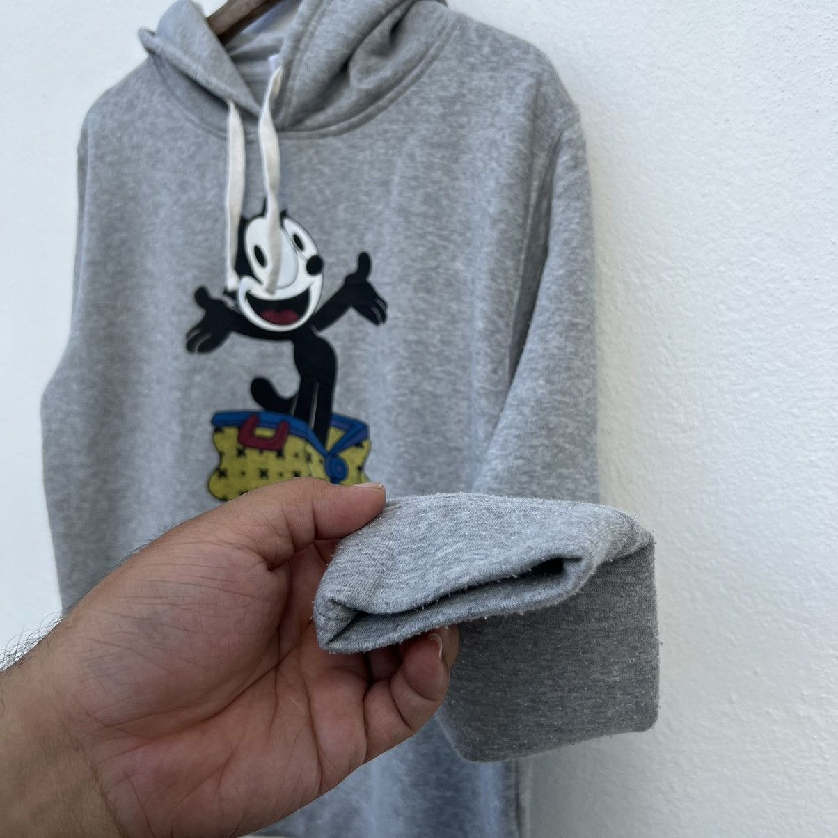 Cartoon Network VINTAGE FELIX THE CAT HOODIE BIG LOGO STREETWEAR STYLE Size US L / EU 52-54 / 3 - 7 Thumbnail
