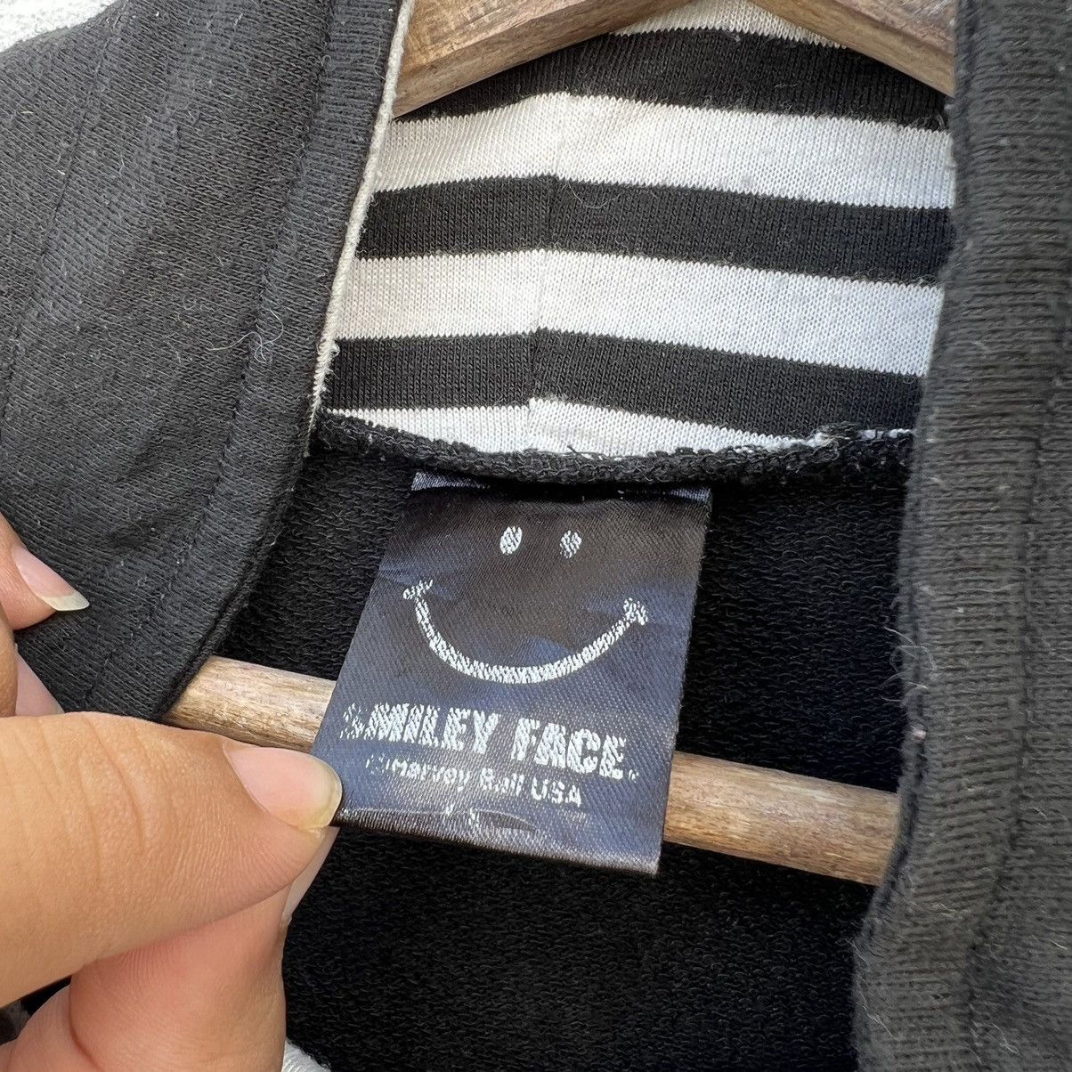 Japanese Brand SMILEY FACE HOODIE RARE DESIGN INSPIRED BY KAPITAL SMILE Size US L / EU 52-54 / 3 - 8 Thumbnail