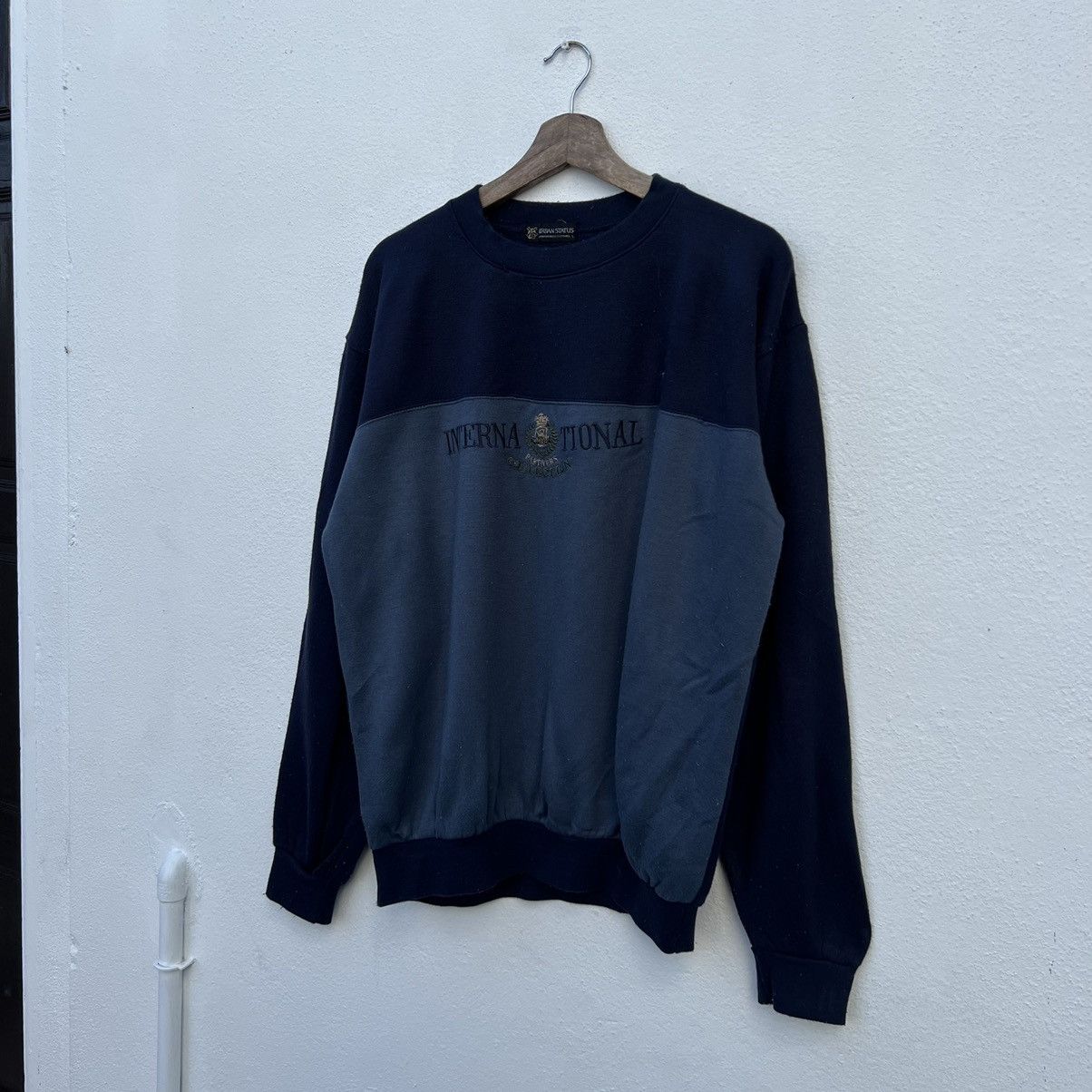 Japanese Brand VINTAGE URBAN STATE INTERNATIONAL BIG LOGO SWEATSHIRT Size US L / EU 52-54 / 3 - 2 Thumbnail