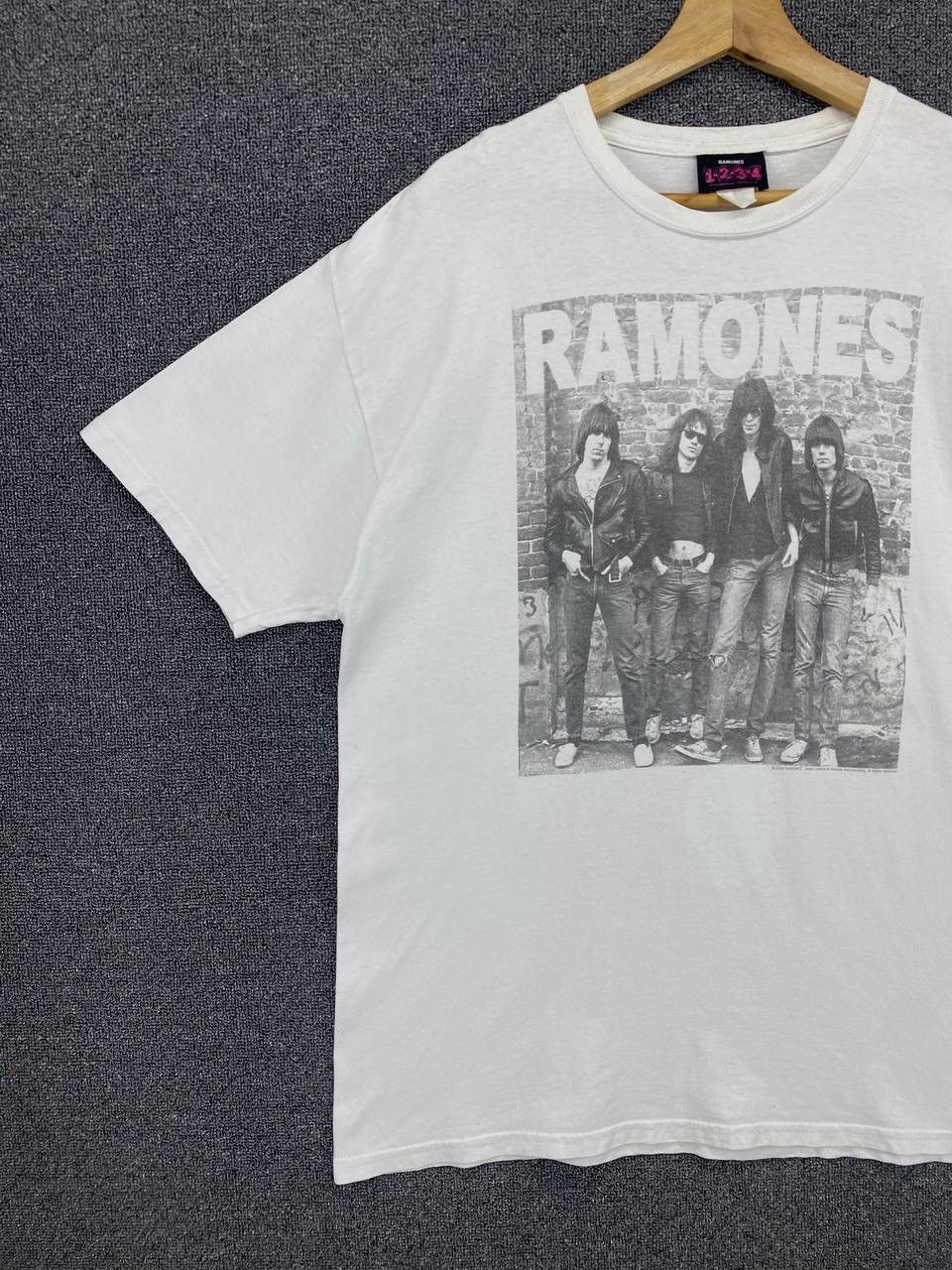Band Tees Vintage Ramones Lineup Punk Rock Band Tees T Shirts Size US L / EU 52-54 / 3 - 5 Thumbnail