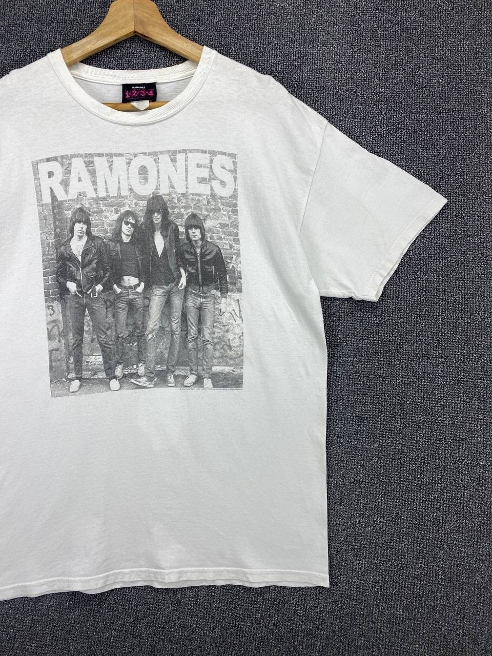 Band Tees Vintage Ramones Lineup Punk Rock Band Tees T Shirts Size US L / EU 52-54 / 3 - 6 Thumbnail