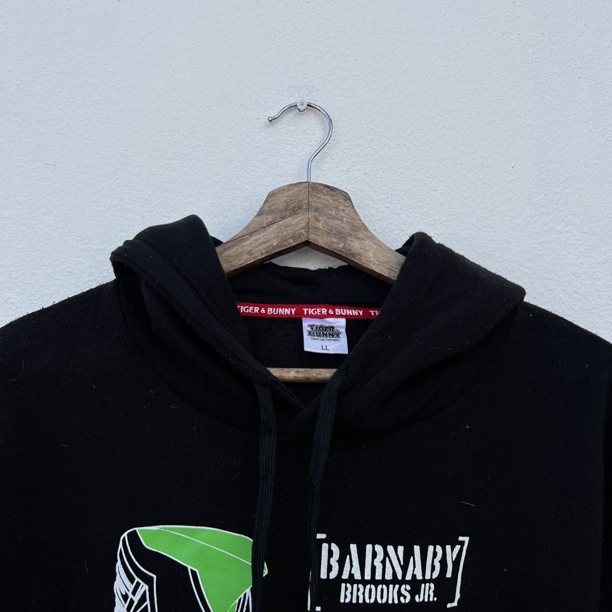 Cartoon Network VINTAGE TIGER & BUNNY HOODIE BIG LOGO Size US L / EU 52-54 / 3 - 6 Thumbnail
