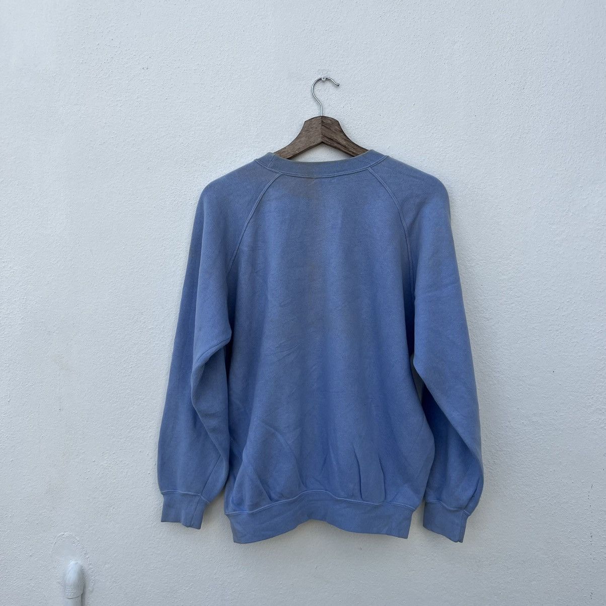 Japanese Brand VINTAGE CARLTON BADMINTON SPORTS BIG LOGO SWEATSHIRT Size US M / EU 48-50 / 2 - 8 Thumbnail