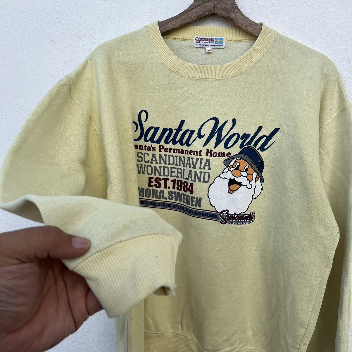 Japanese Brand VINTAGE SANTAWORLD BIG LOGO SWEATSHIRT Size US M / EU 48-50 / 2 - 6 Thumbnail