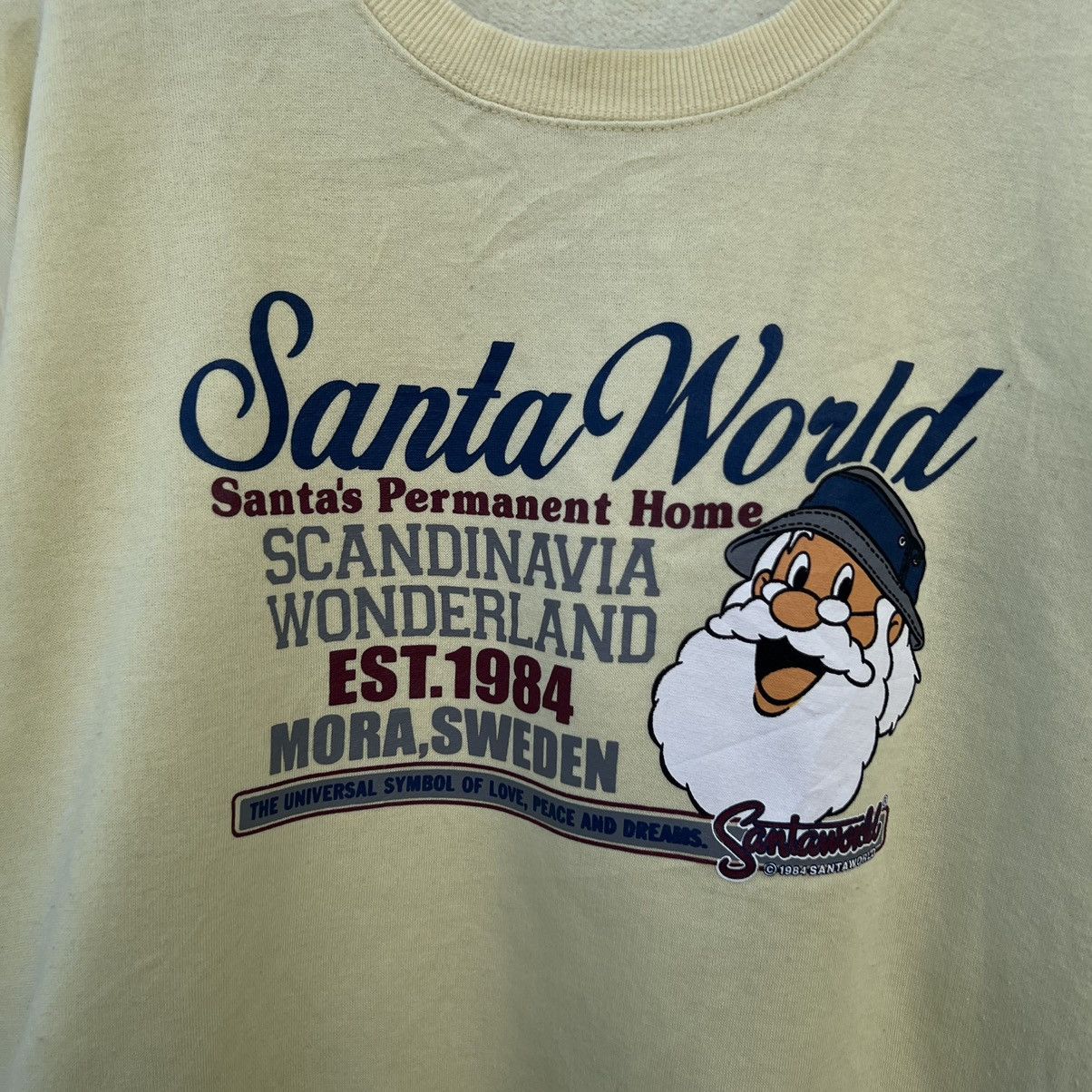 Japanese Brand VINTAGE SANTAWORLD BIG LOGO SWEATSHIRT Size US M / EU 48-50 / 2 - 5 Thumbnail