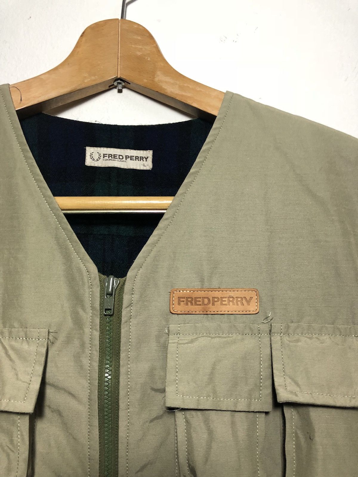 image of Fred Perry Freed Perry Utility Pocket Vest in Green, Men's (Size Large)