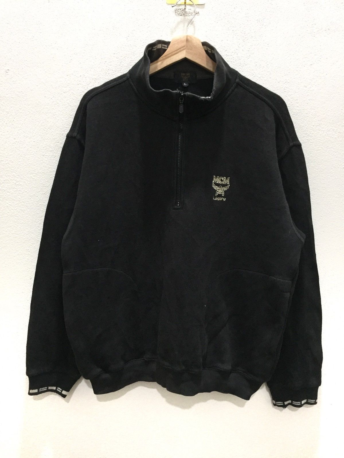 MCM MCM LEGERE SMALL LOGO ZIPPER SWEATER #2-17 Size US L / EU 52-54 / 3 - 1 Thumbnail