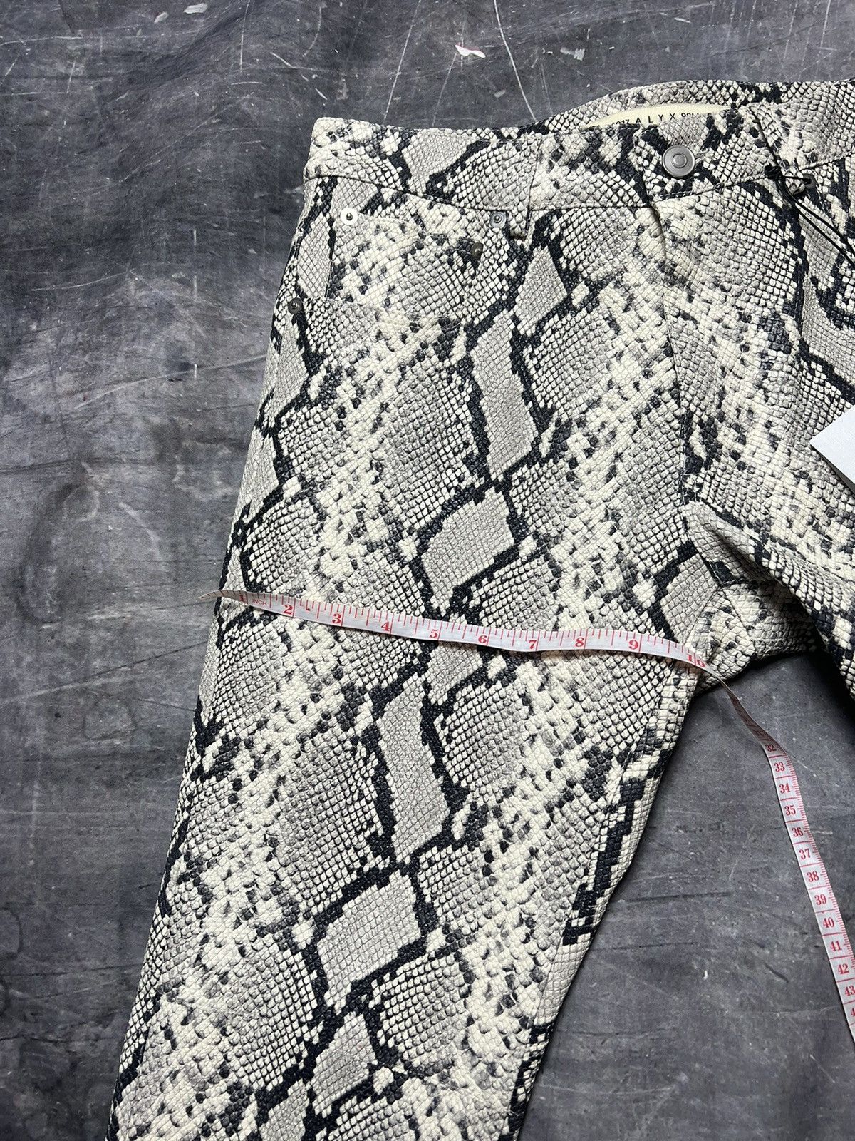 1017 ALYX 9SM 1017 ALYX 9SM Leather Python Pants FW19 RARE GRAIL Size US 30 / EU 46 - 14 Thumbnail