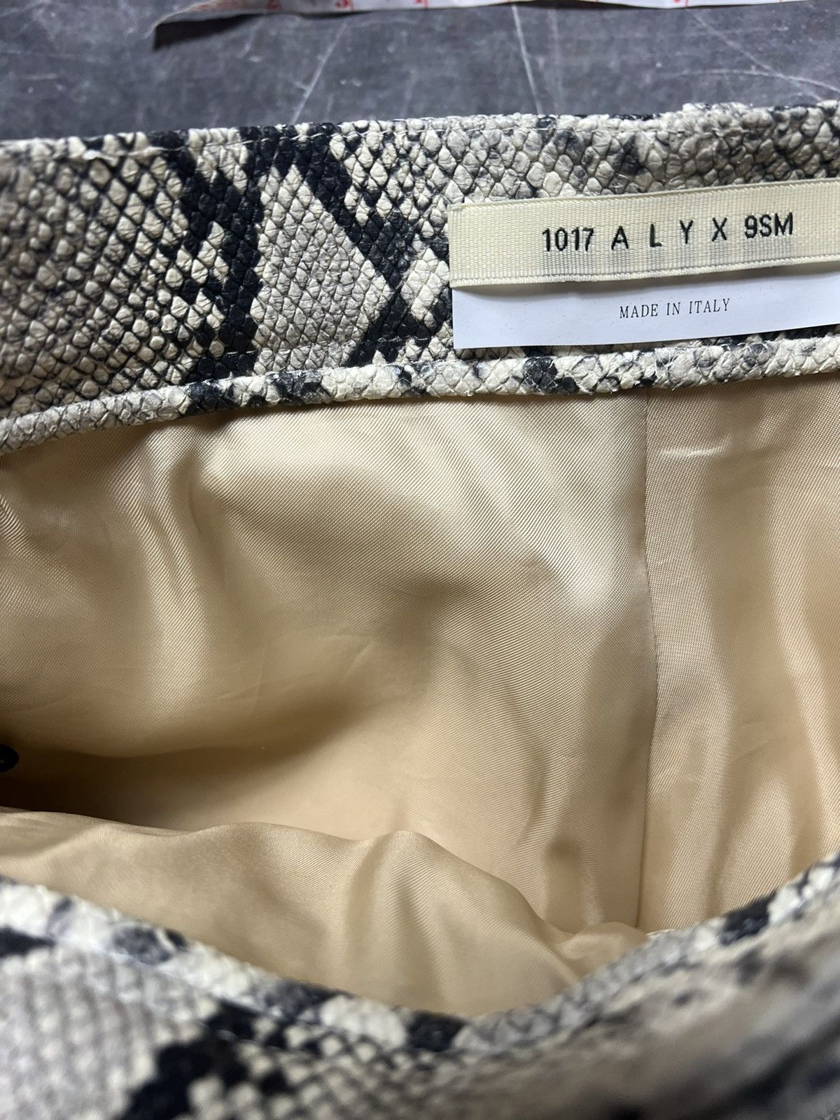 1017 ALYX 9SM 1017 ALYX 9SM Leather Python Pants FW19 RARE GRAIL Size US 30 / EU 46 - 18 Thumbnail
