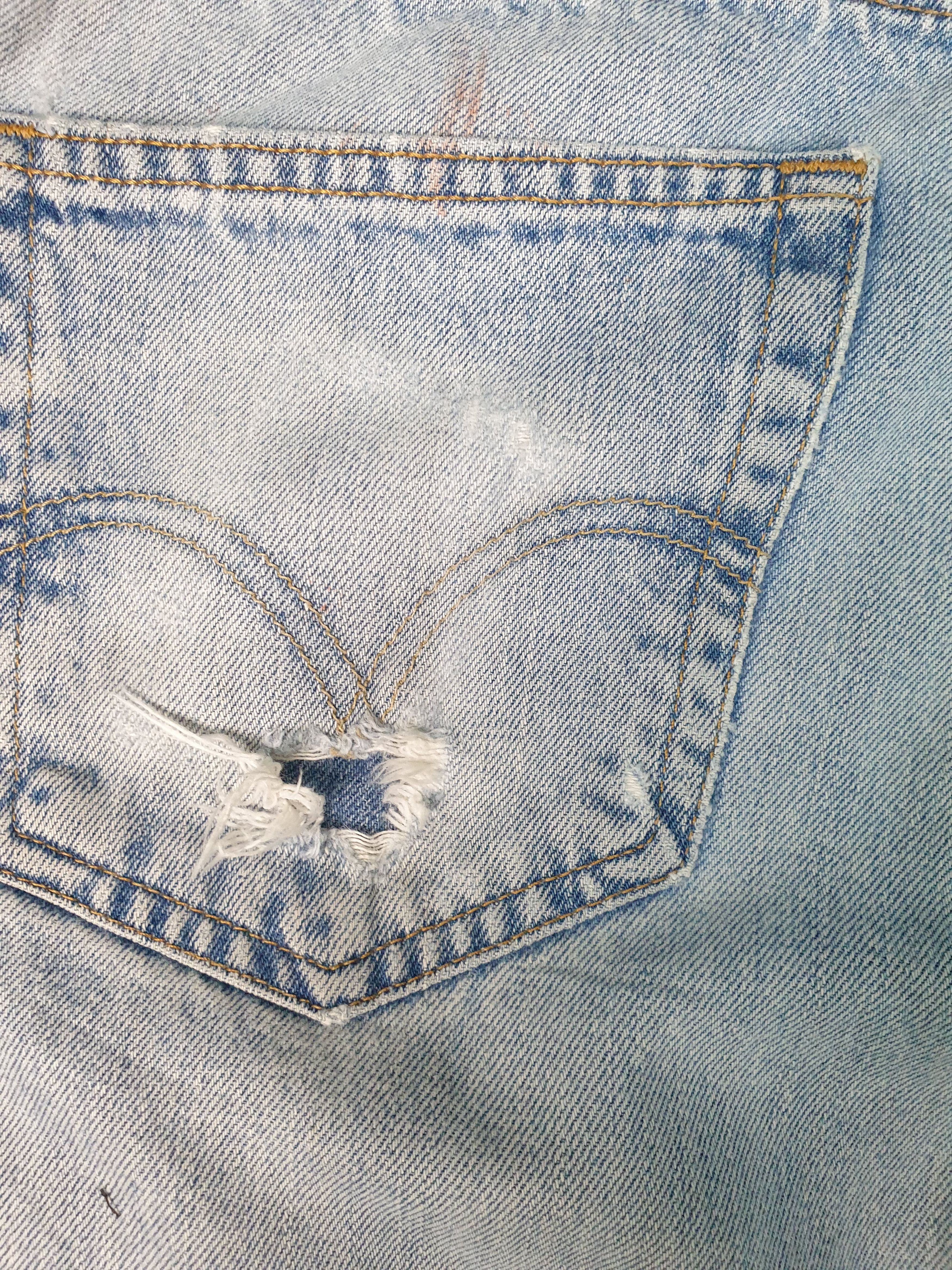 Levi's Vintage Clothing LEVIS 550 Rusty Faded Distressed Size 34X30.5 Jeans L0130 Size US 34 / EU 50 - 10 Thumbnail