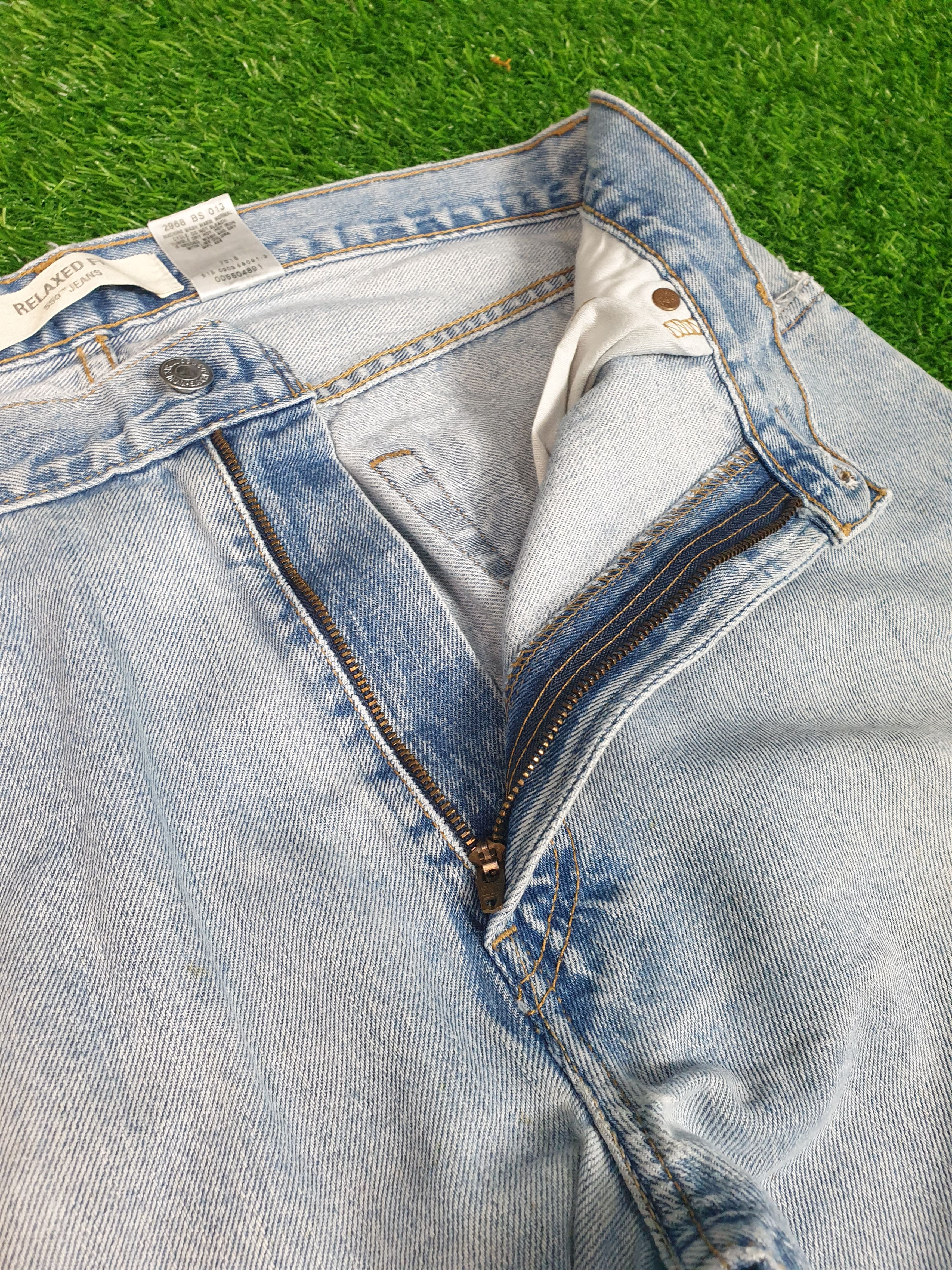 Levi's Vintage Clothing LEVIS 550 Rusty Faded Distressed Size 34X30.5 Jeans L0130 Size US 34 / EU 50 - 7 Thumbnail