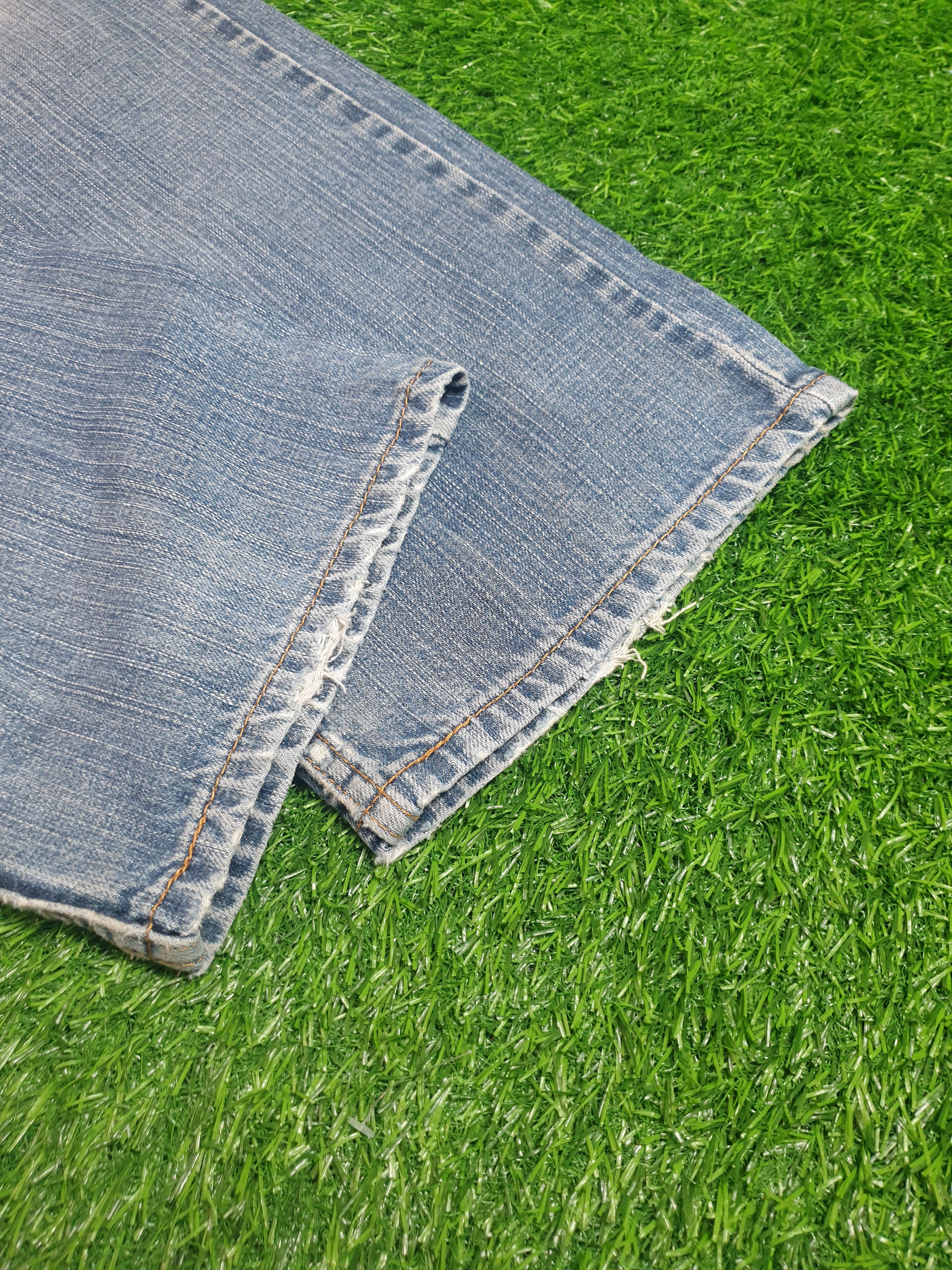 Levi's LEVIS 505 Light Wash Distressed Size 34X34 Jeans L0174 Size US 34 / EU 50 - 8 Thumbnail