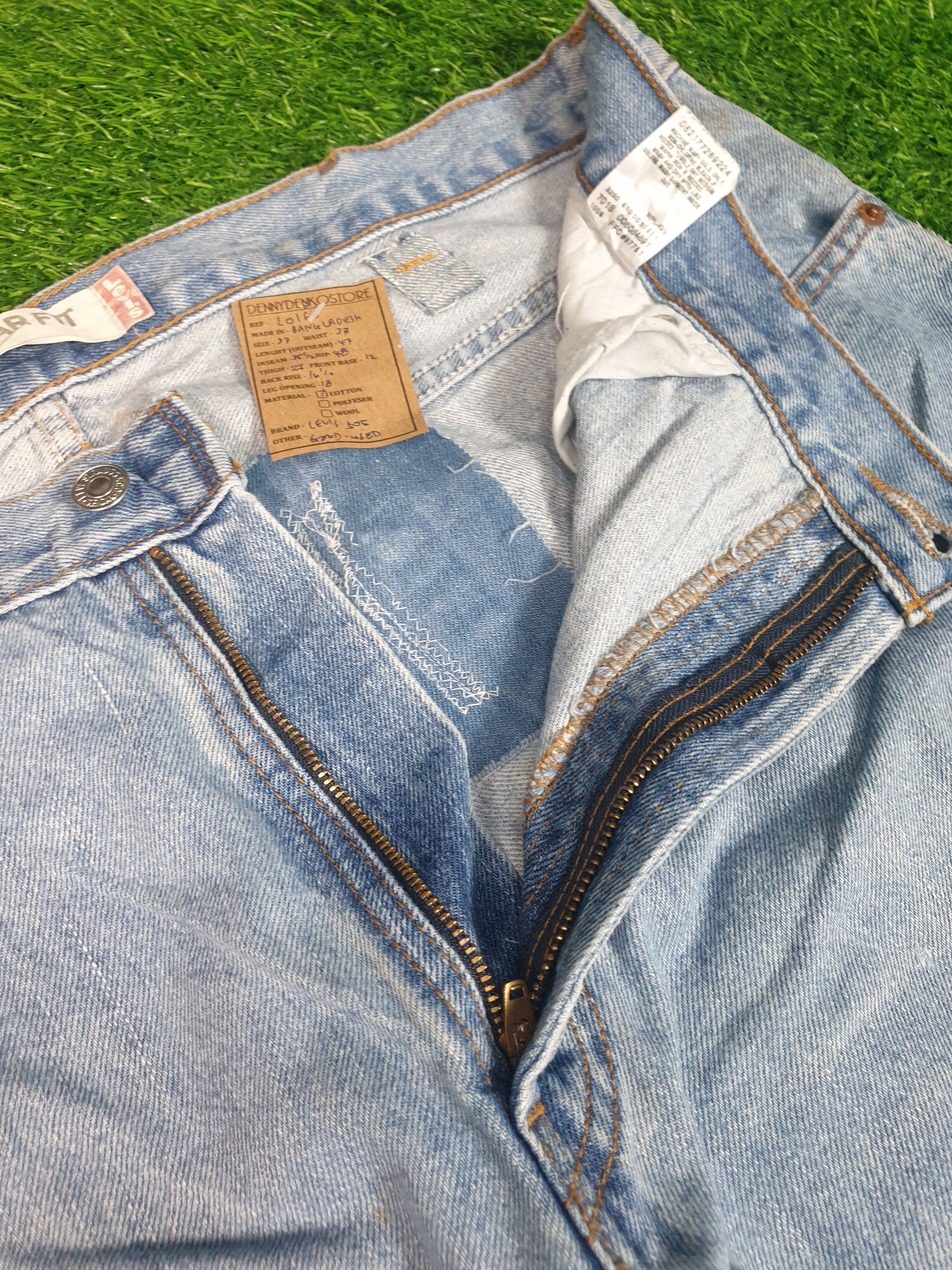Levi's Vintage LEVIS 505 Light Wash Faded Size 38X35.5 Jeans L0166 Size US 38 / EU 54 - 10 Thumbnail