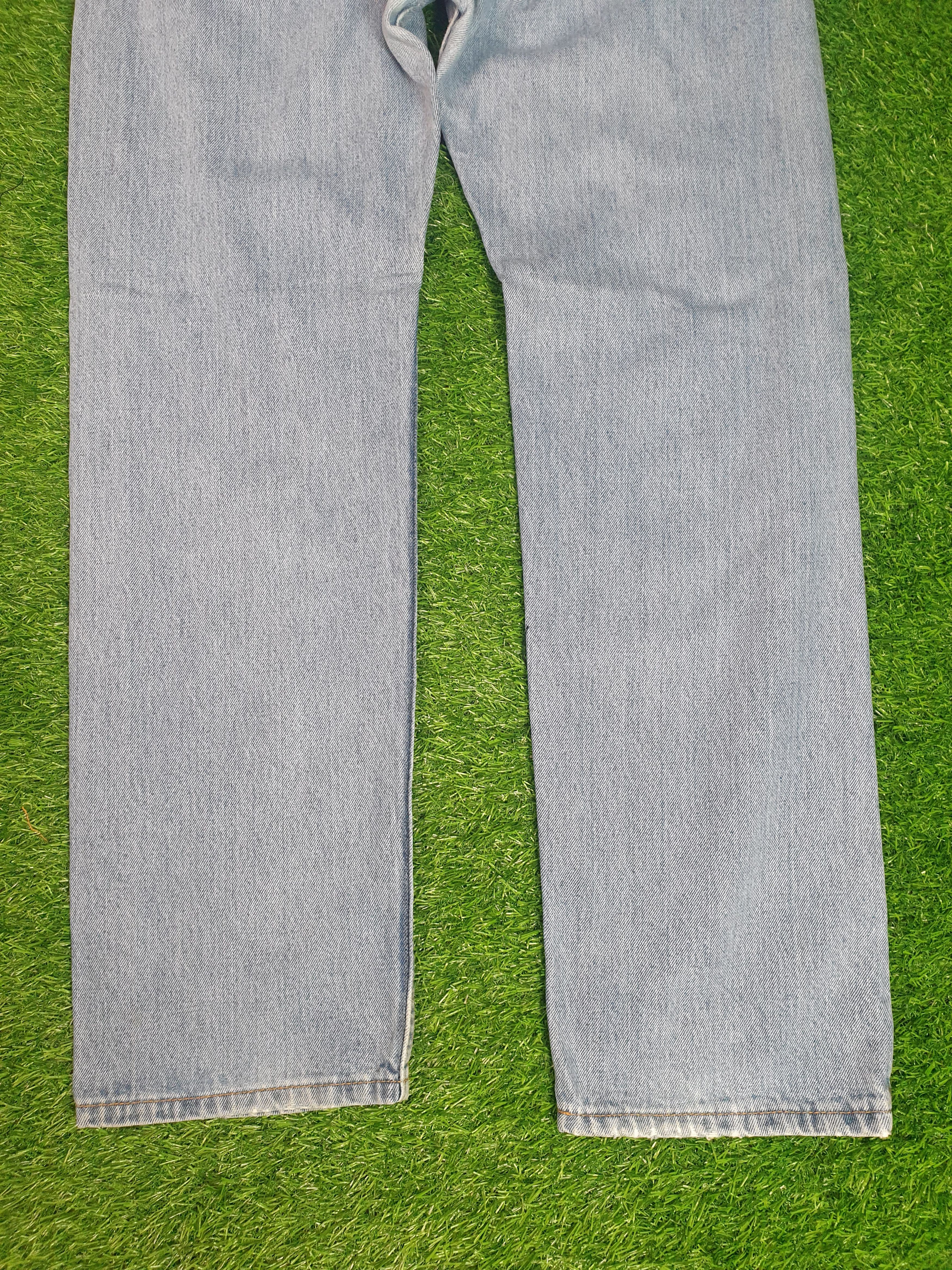 Levi's Vintage LEVIS 505 Light Wash Faded Size 35X31.5 Jeans L0170 Size US 35 - 3 Thumbnail
