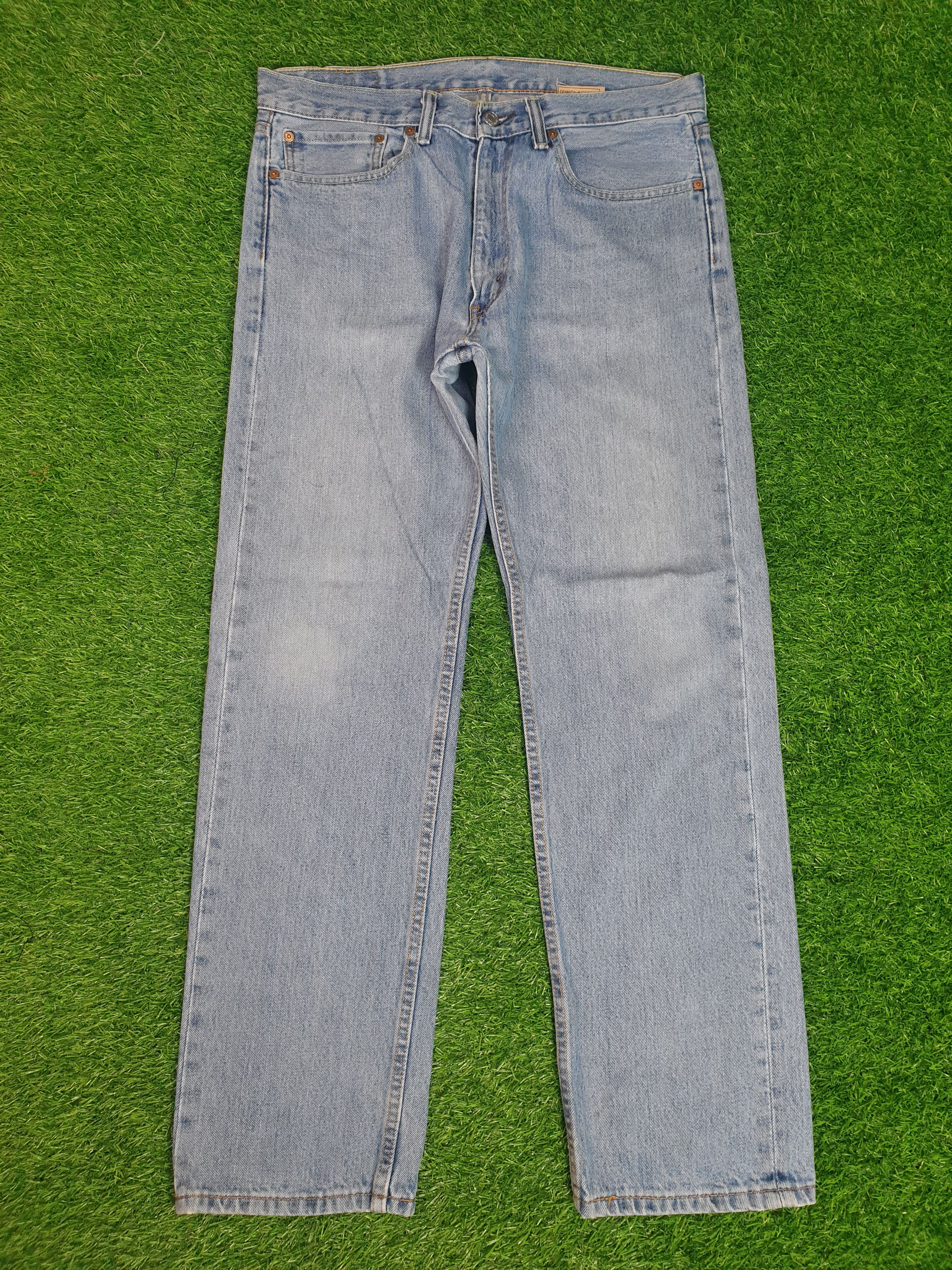 Levi's Vintage LEVIS 505 Light Wash Faded Size 35X31.5 Jeans L0170 Size US 35 - 1 Thumbnail
