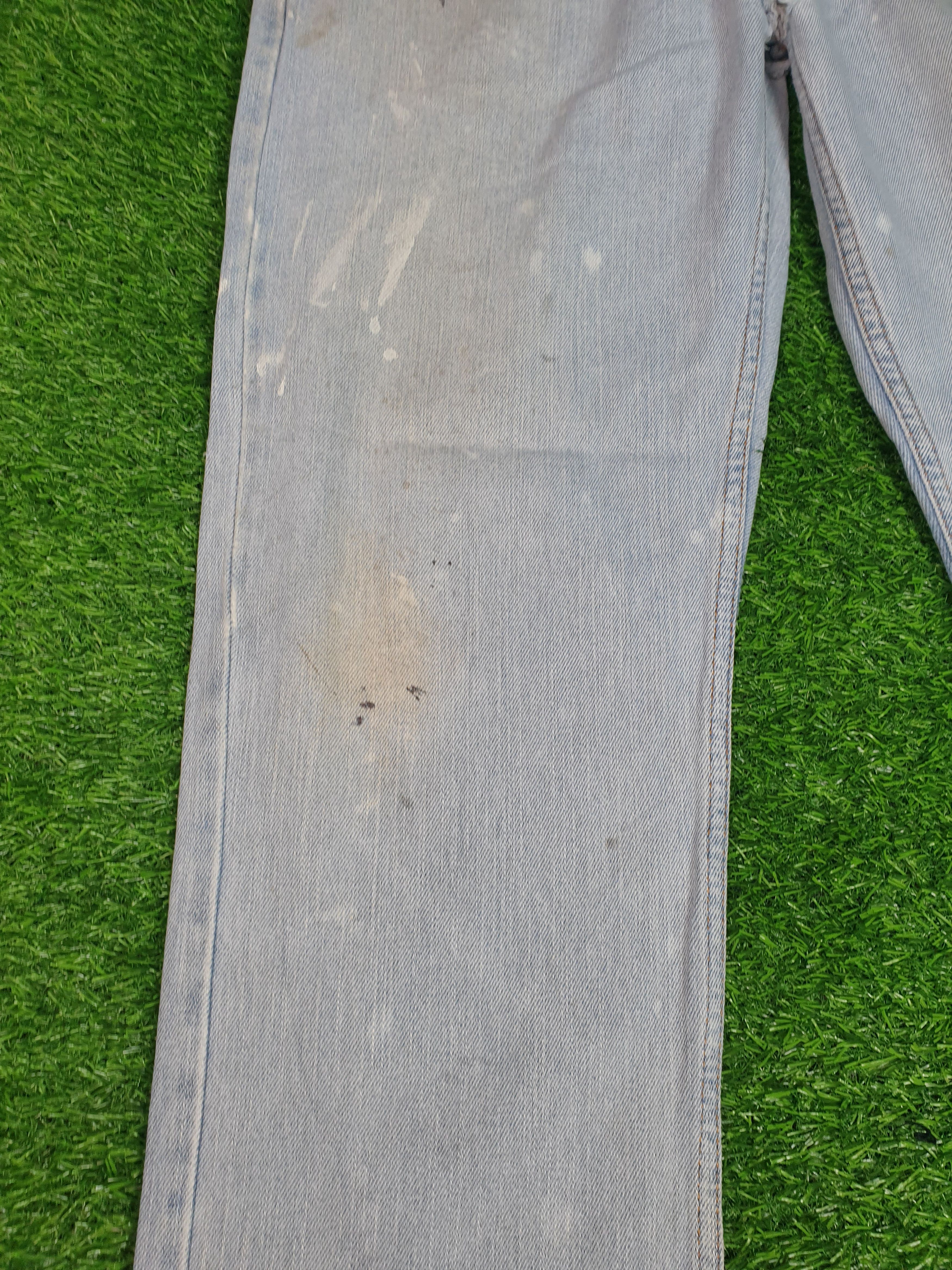 Levi's Vintage Clothing LEVIS 505 Sun Faded Distressed Size 33X29 Jeans L0128 Size US 33 - 3 Thumbnail