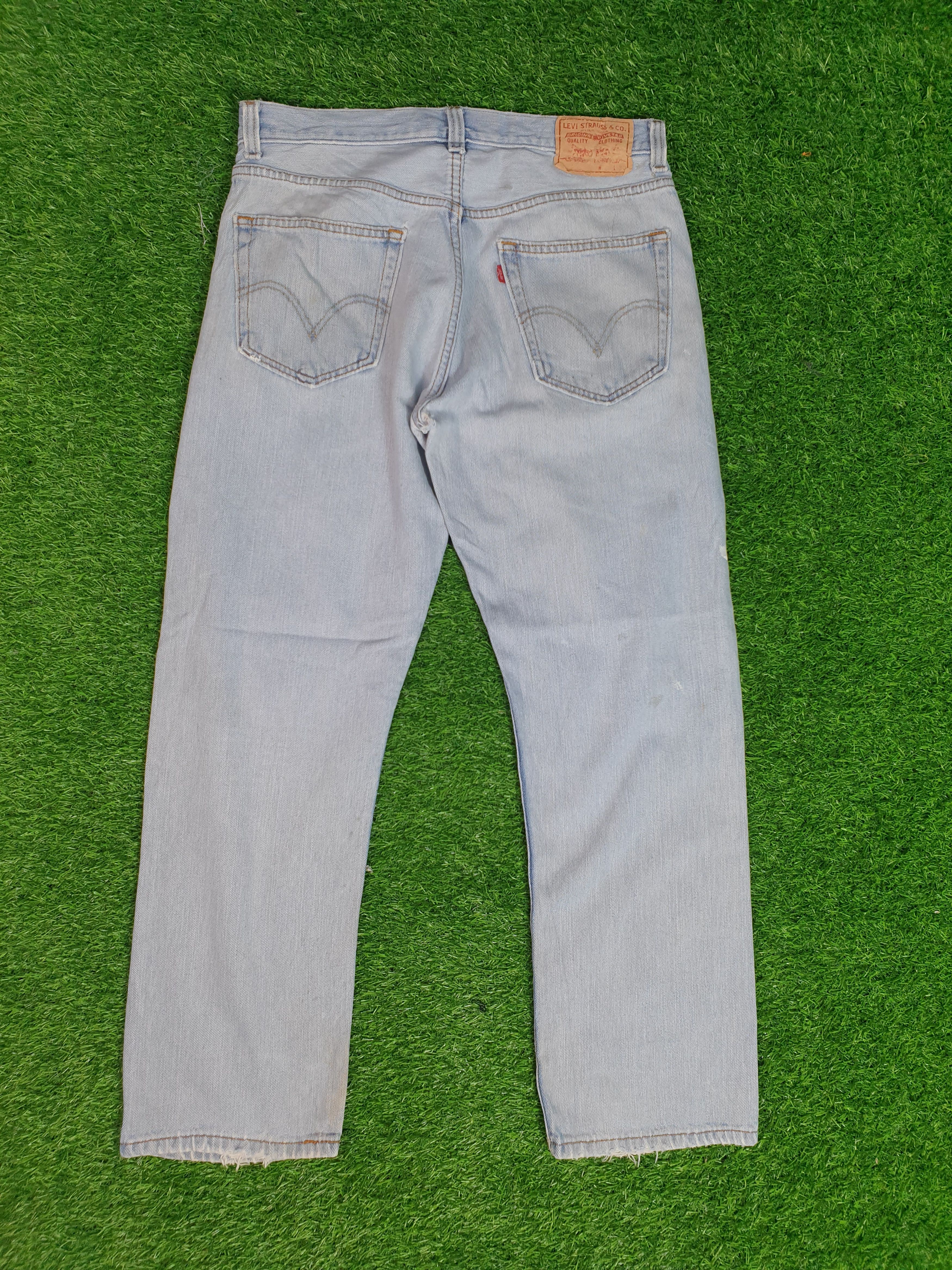 Levi's Vintage Clothing LEVIS 505 Sun Faded Distressed Size 33X29 Jeans L0128 Size US 33 - 2 Thumbnail