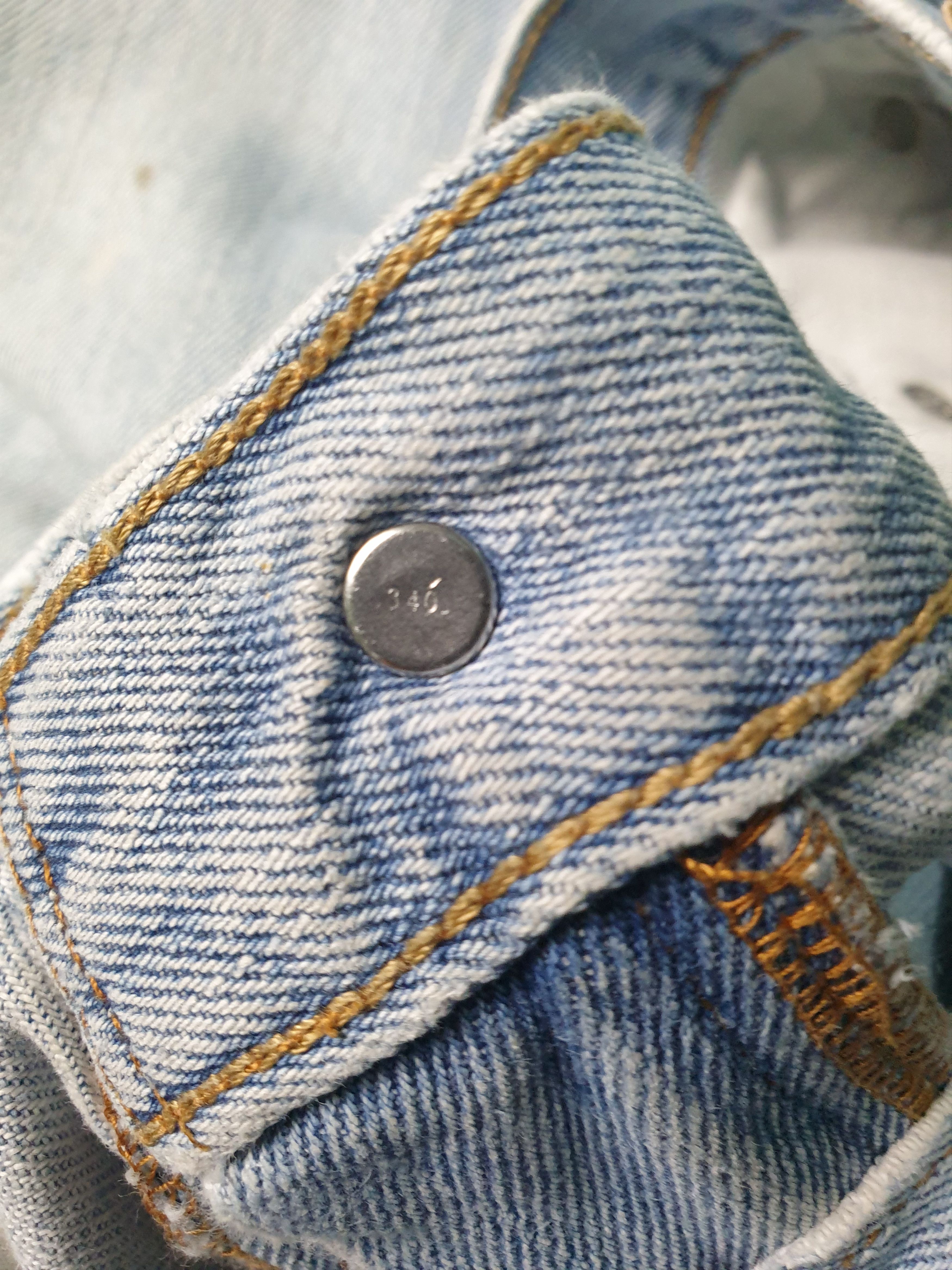 Levi's Vintage Clothing LEVIS 505 Sun Faded Distressed Size 33X29 Jeans L0128 Size US 33 - 10 Thumbnail