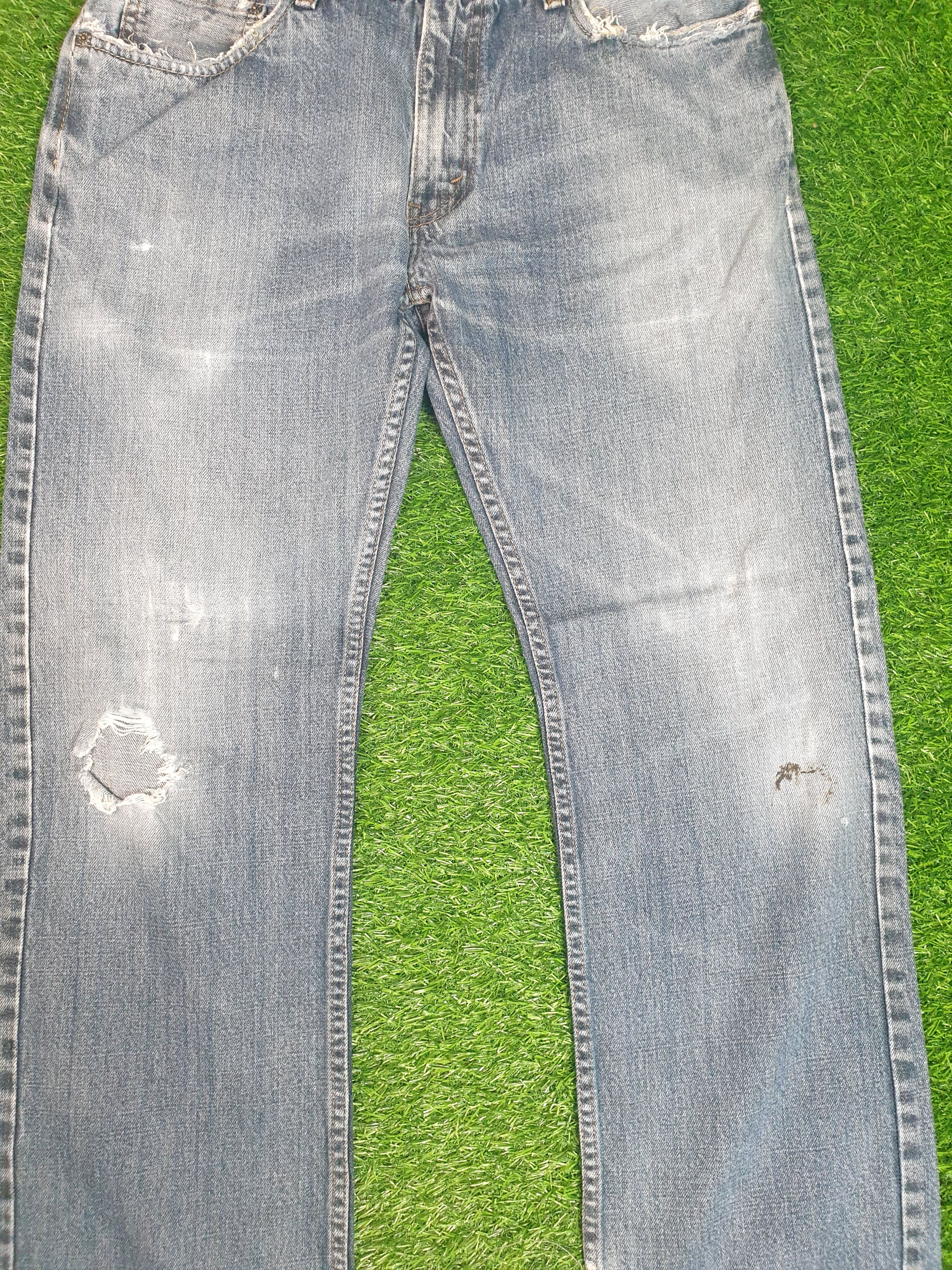 Levi's Vintage Clothing LEVIS 505 Medium Wash Distressed Size 32X29 Jeans L0175 Size US 32 / EU 48 - 7 Thumbnail