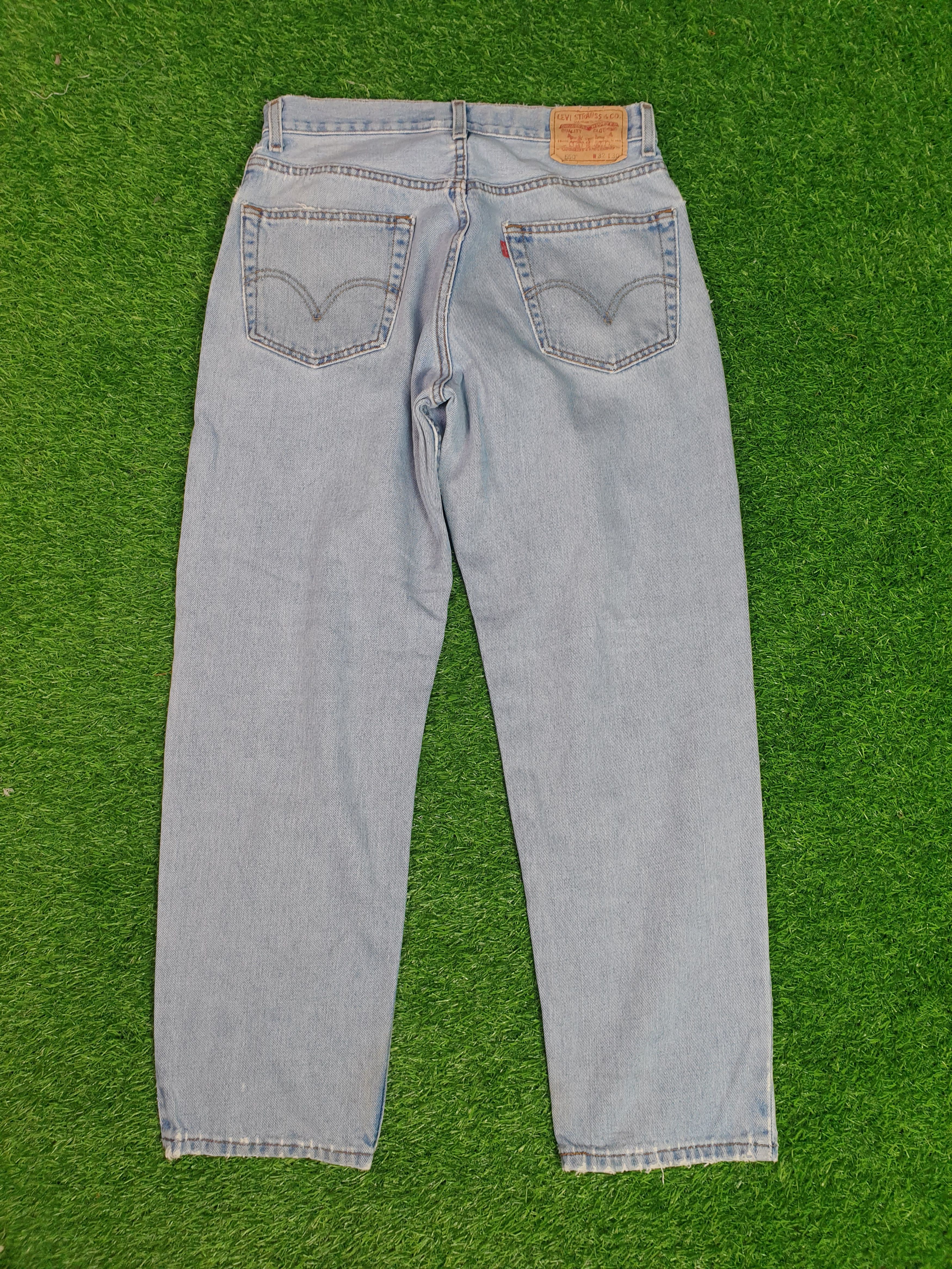 Levi's Vintage LEVIS 550 Faded Distressed Size 31X29 Jeans L0133 Size US 31 - 2 Thumbnail