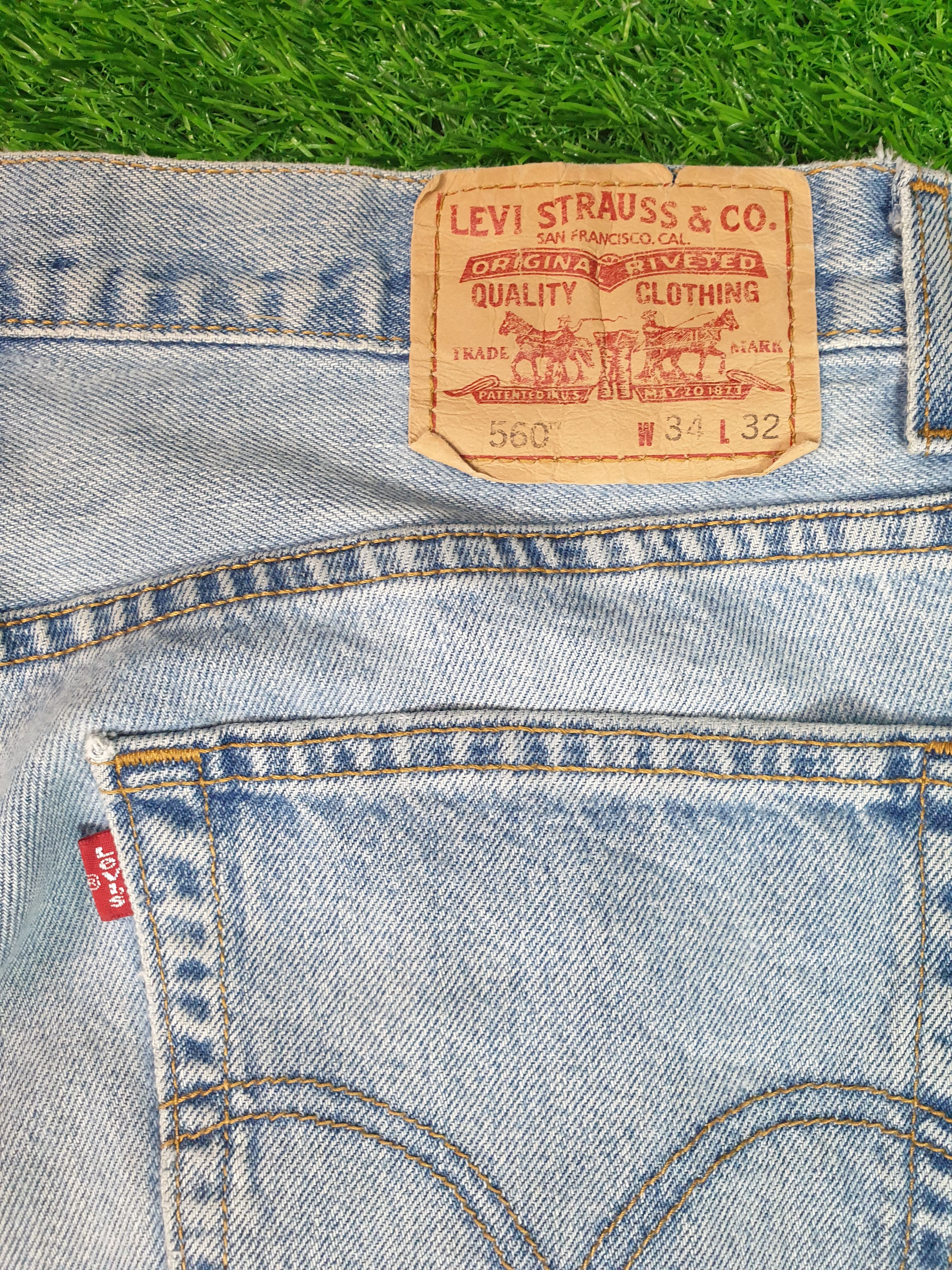 Levi's Vintage Clothing Vintage LEVIS 560 Faded Distressed Size 34X31 Jeans L0121 Size US 34 / EU 50 - 11 Thumbnail