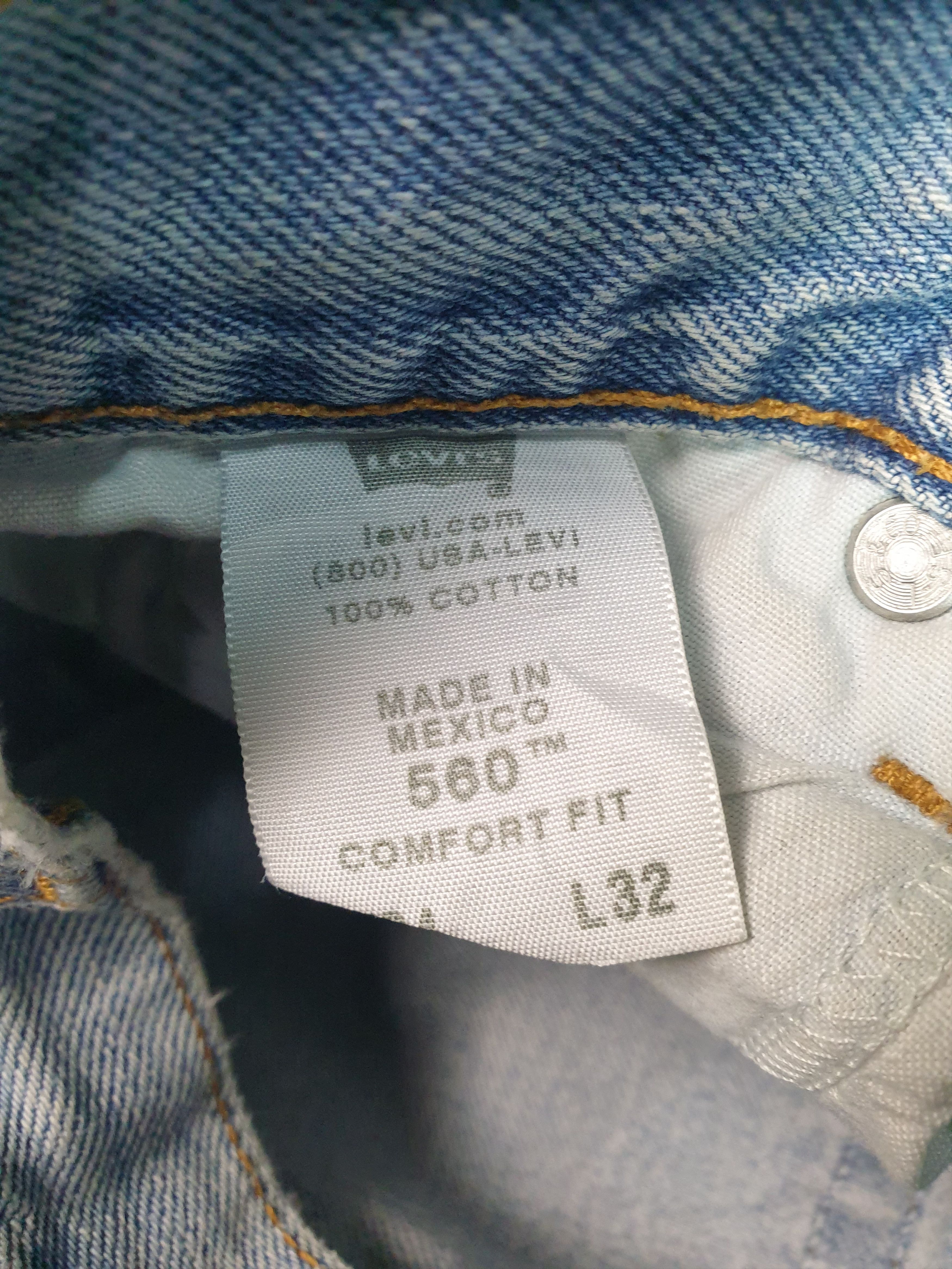 Levi's Vintage Clothing Vintage LEVIS 560 Faded Distressed Size 34X31 Jeans L0121 Size US 34 / EU 50 - 13 Thumbnail