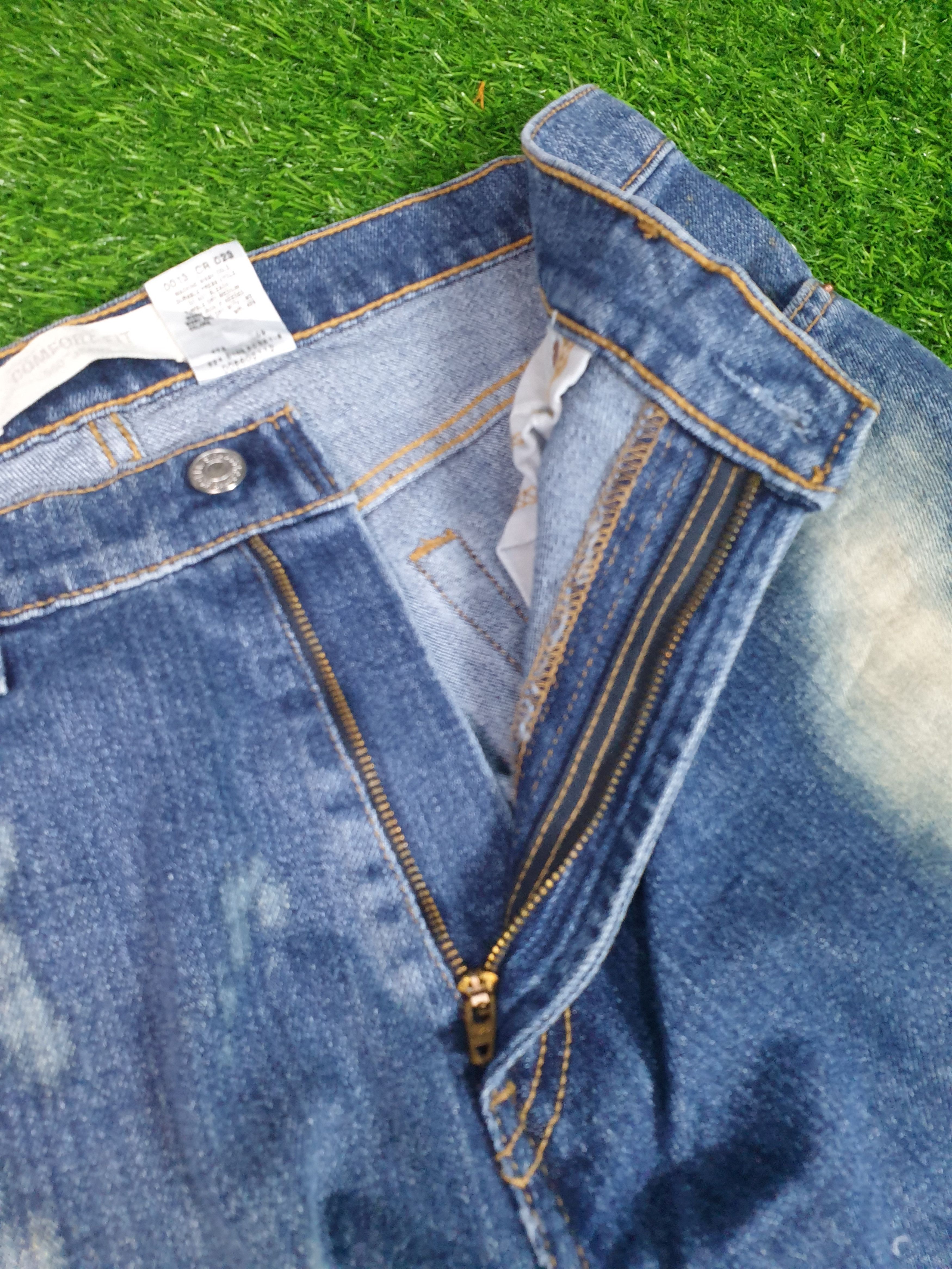 Levi's Vintage LEVIS 560 Bleach Distressed Size 33X29 Jeans L0117 Size US 32 / EU 48 - 5 Thumbnail
