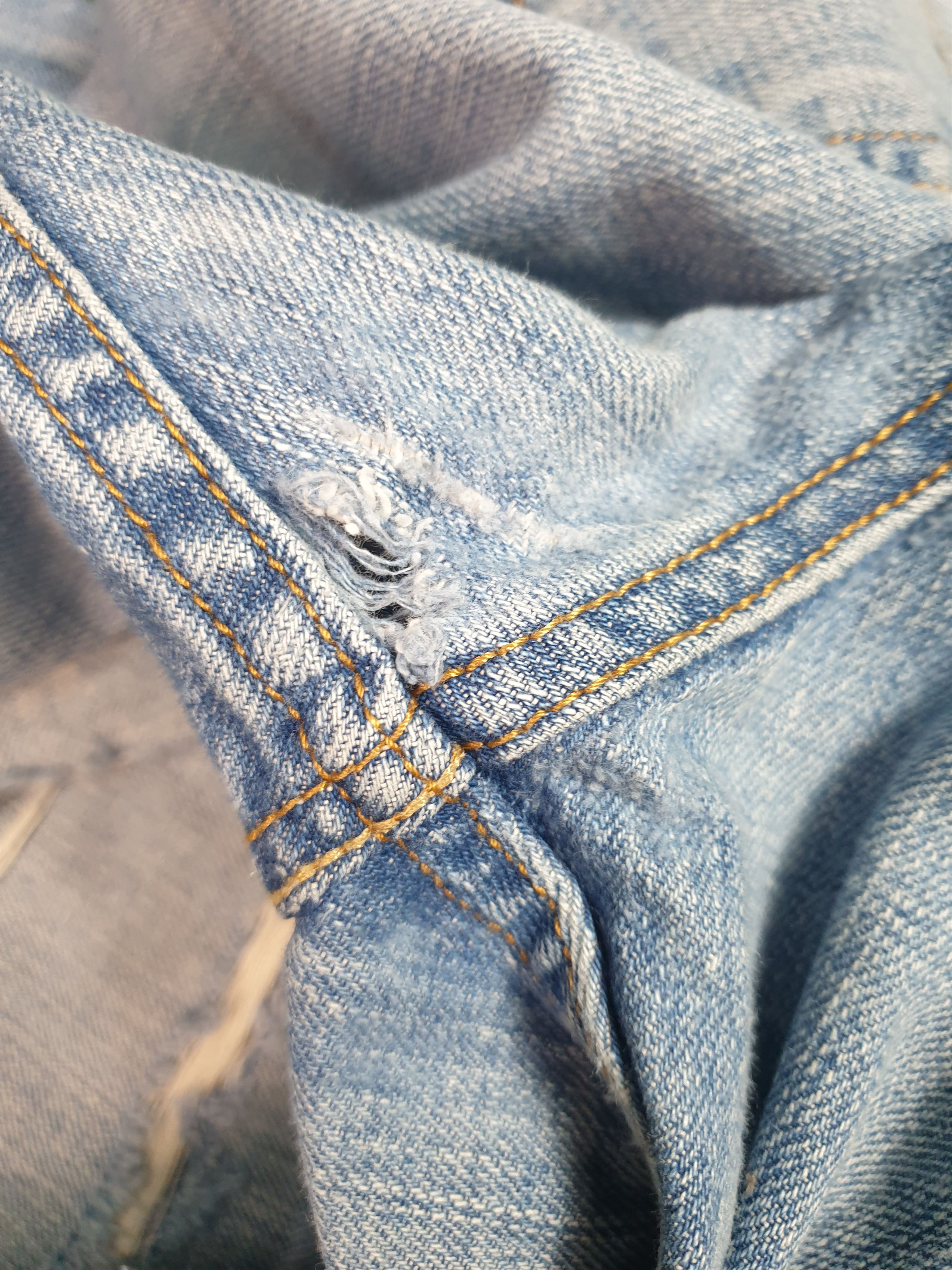 Levi's Vintage Clothing LEVIS 569 Sun Faded Distressed Size 32X31 Jeans L0122 Size US 32 / EU 48 - 12 Thumbnail