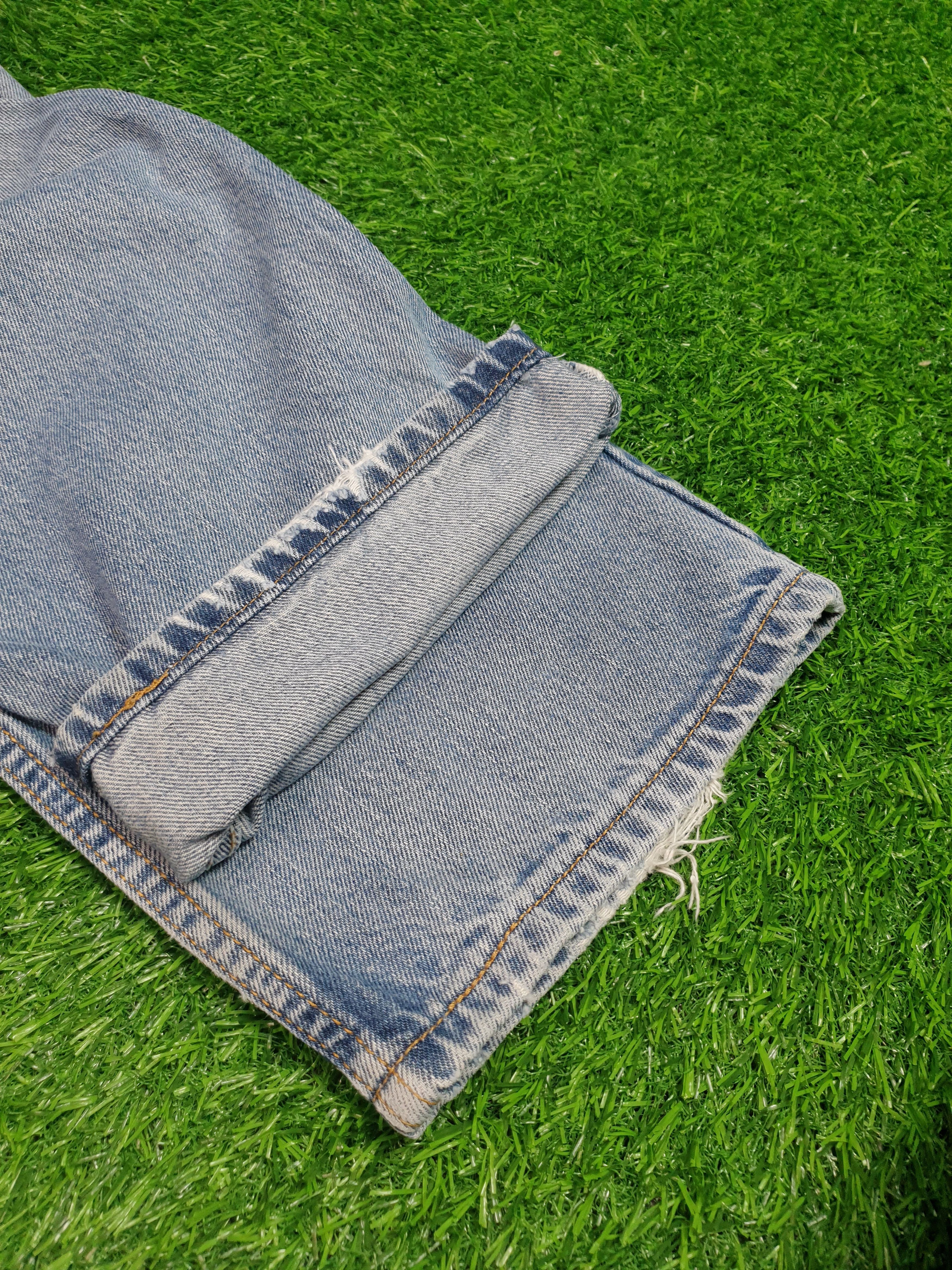 Levi's LEVIS 505 Light Wash Faded Distressed 34X32 Jeans L0123 Size US 34 / EU 50 - 7 Thumbnail