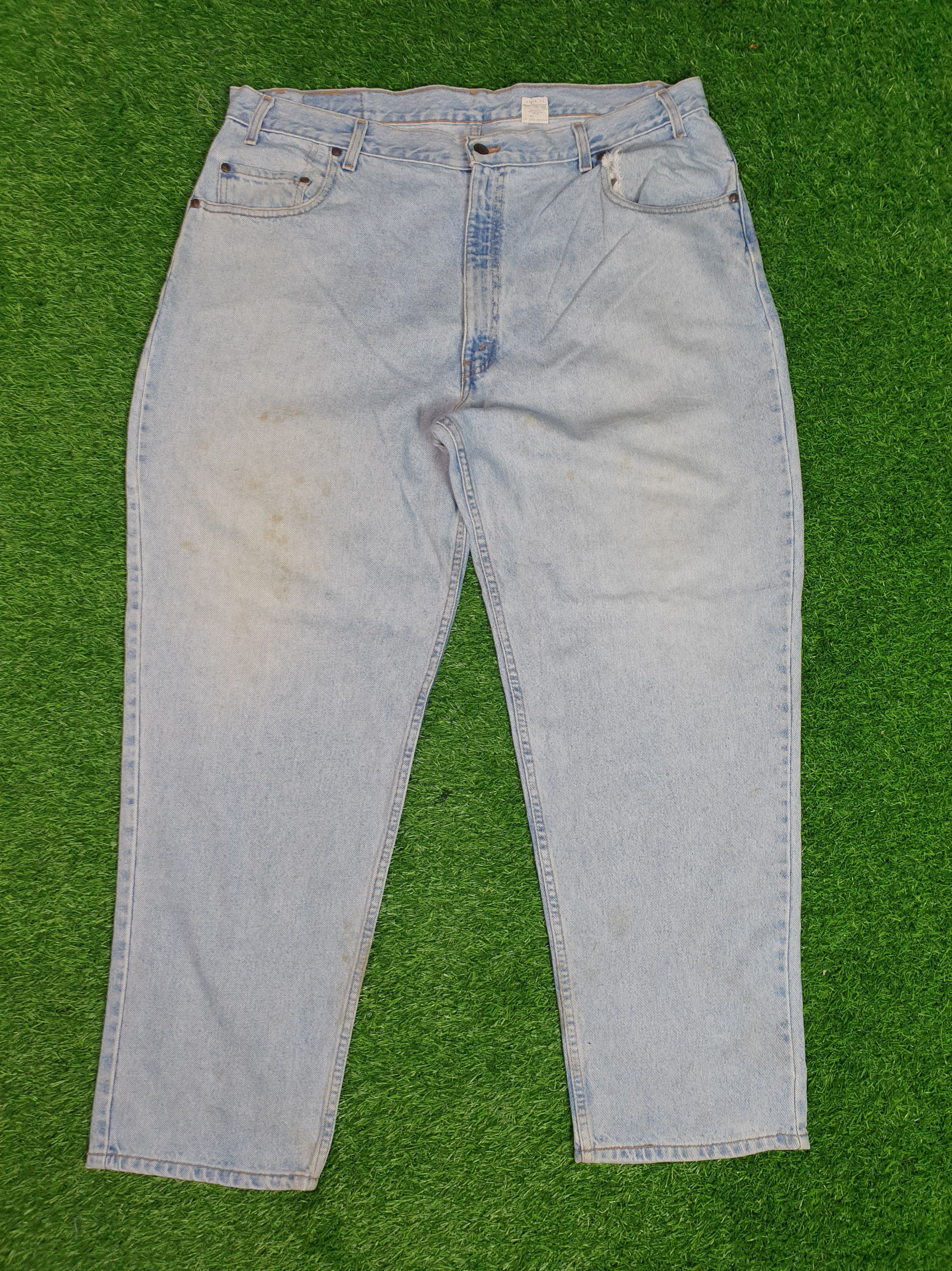 Vintage 90's LEVIS 545 Faded Light Blue 42X31 Jeans L0127