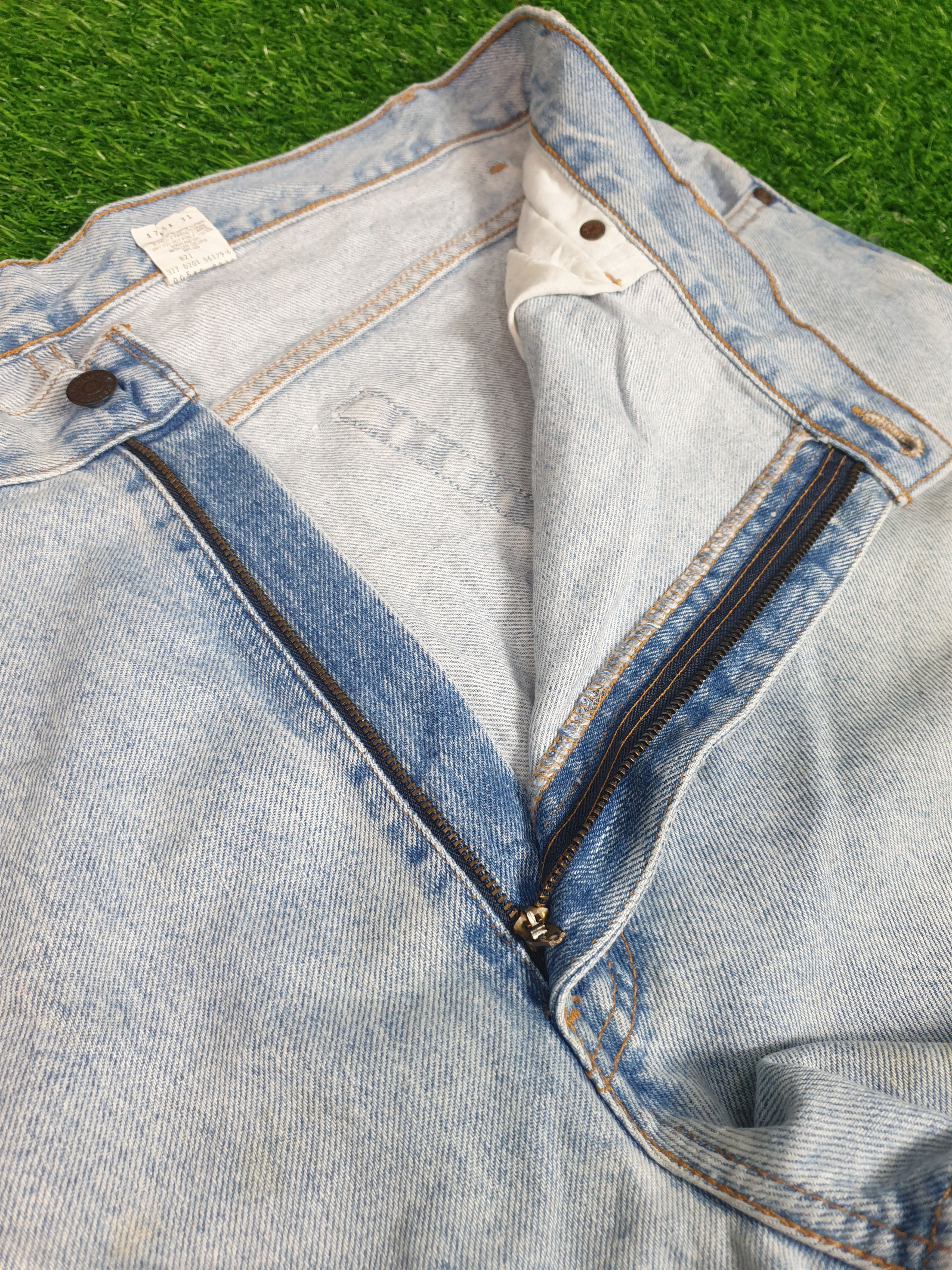 Levi's Vintage 90's LEVIS 545 Faded Light Blue 42X31 Jeans L0127 Size US 42 / EU 58 - 8 Thumbnail