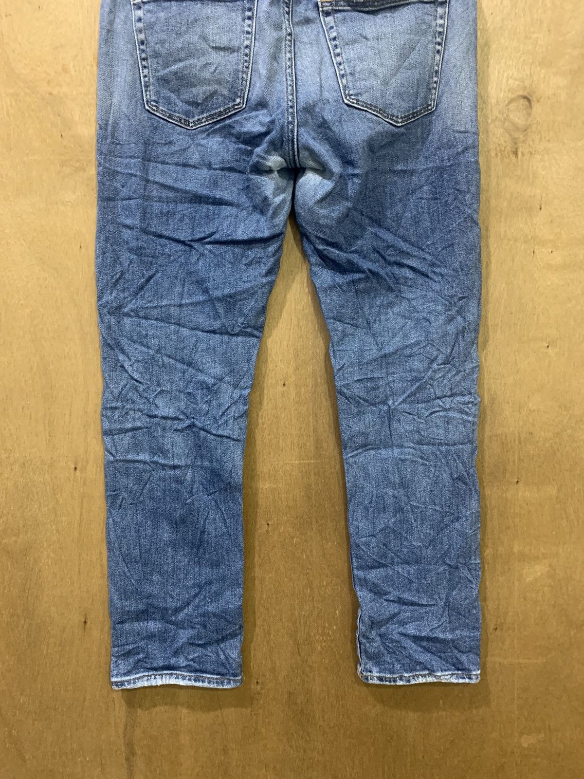 Japanese Brand × Undercover × Uniqlo UNIQLO UNDERCOVER INSPIRED STONEWASH DISTRESSED DENIM JEANS Size US 33 - 13 Thumbnail