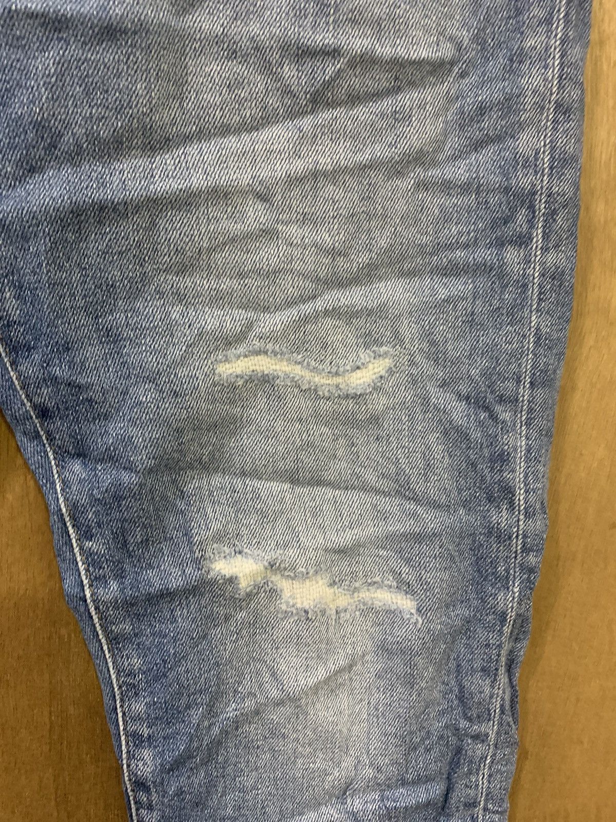 Japanese Brand × Undercover × Uniqlo UNIQLO UNDERCOVER INSPIRED STONEWASH DISTRESSED DENIM JEANS Size US 33 - 9 Thumbnail