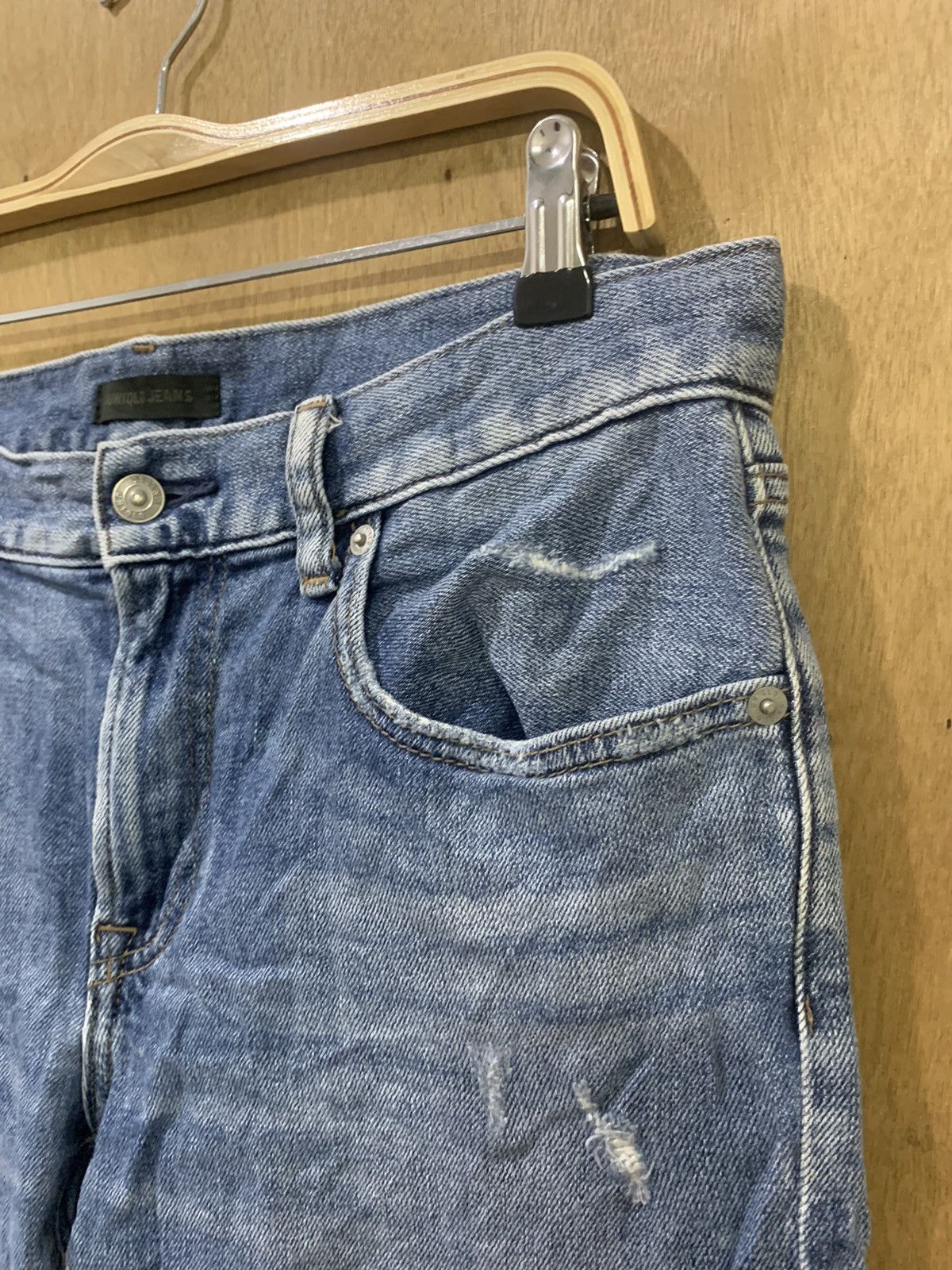 Japanese Brand × Undercover × Uniqlo UNIQLO UNDERCOVER INSPIRED STONEWASH DISTRESSED DENIM JEANS Size US 33 - 7 Thumbnail