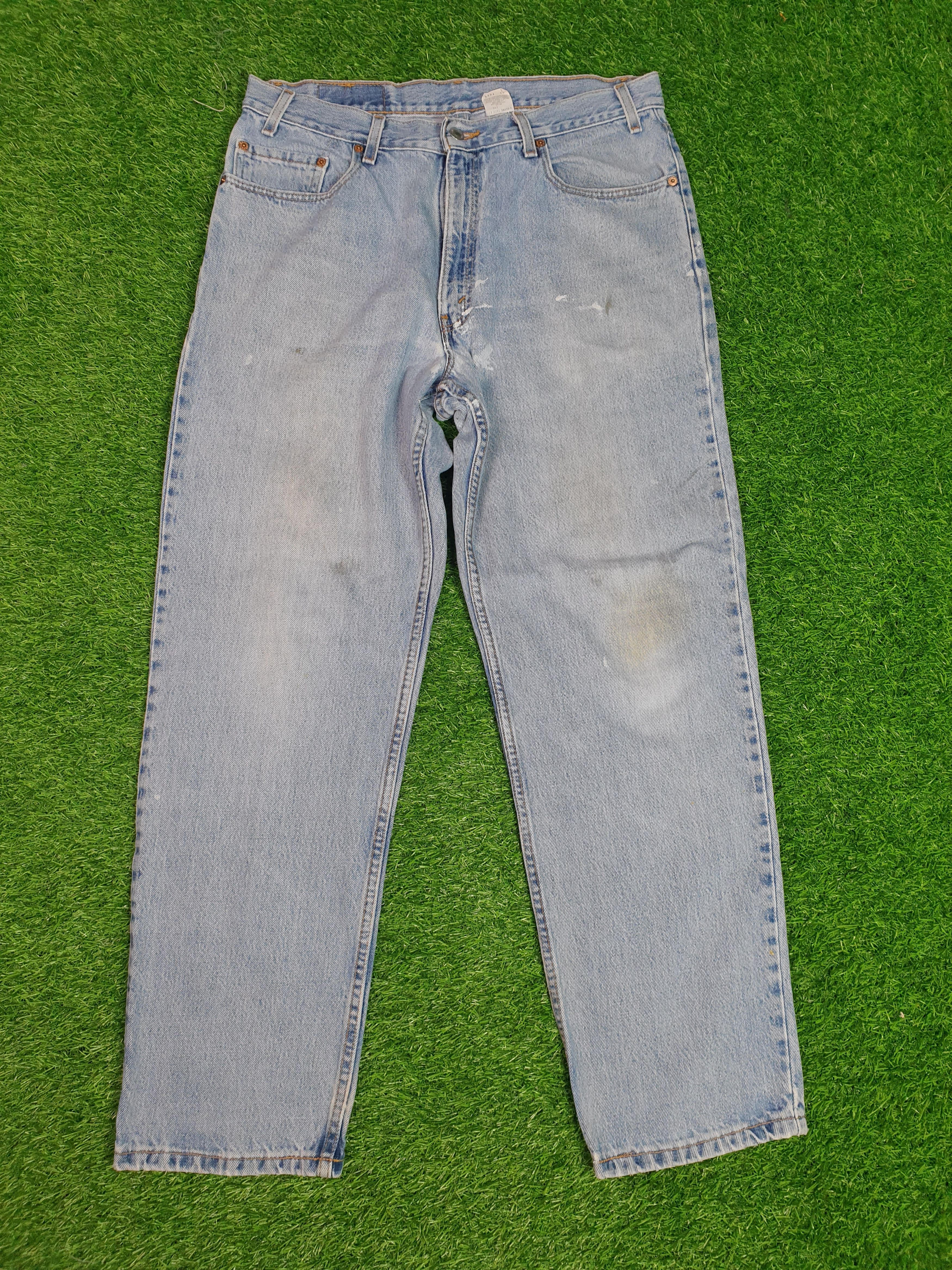 image of Vintage 90's Levis 550 Light Wash Faded 36X30 Jeans L0132 in Light Blue, Men's