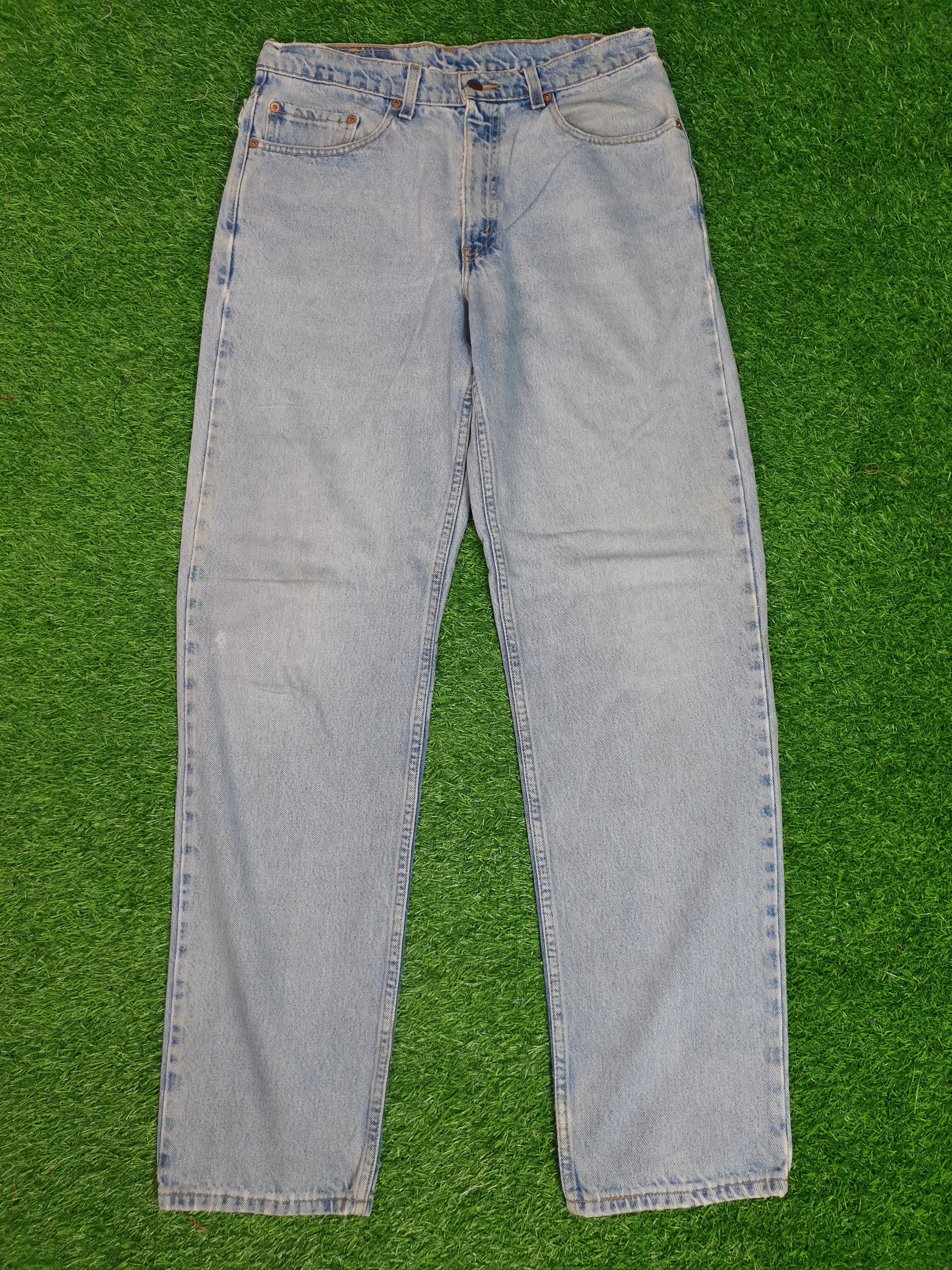 Levi's Vintage LEVIS 550 Light Wash Faded Size 33X33.5 Jeans L0156 Size US 33 - 1 Thumbnail