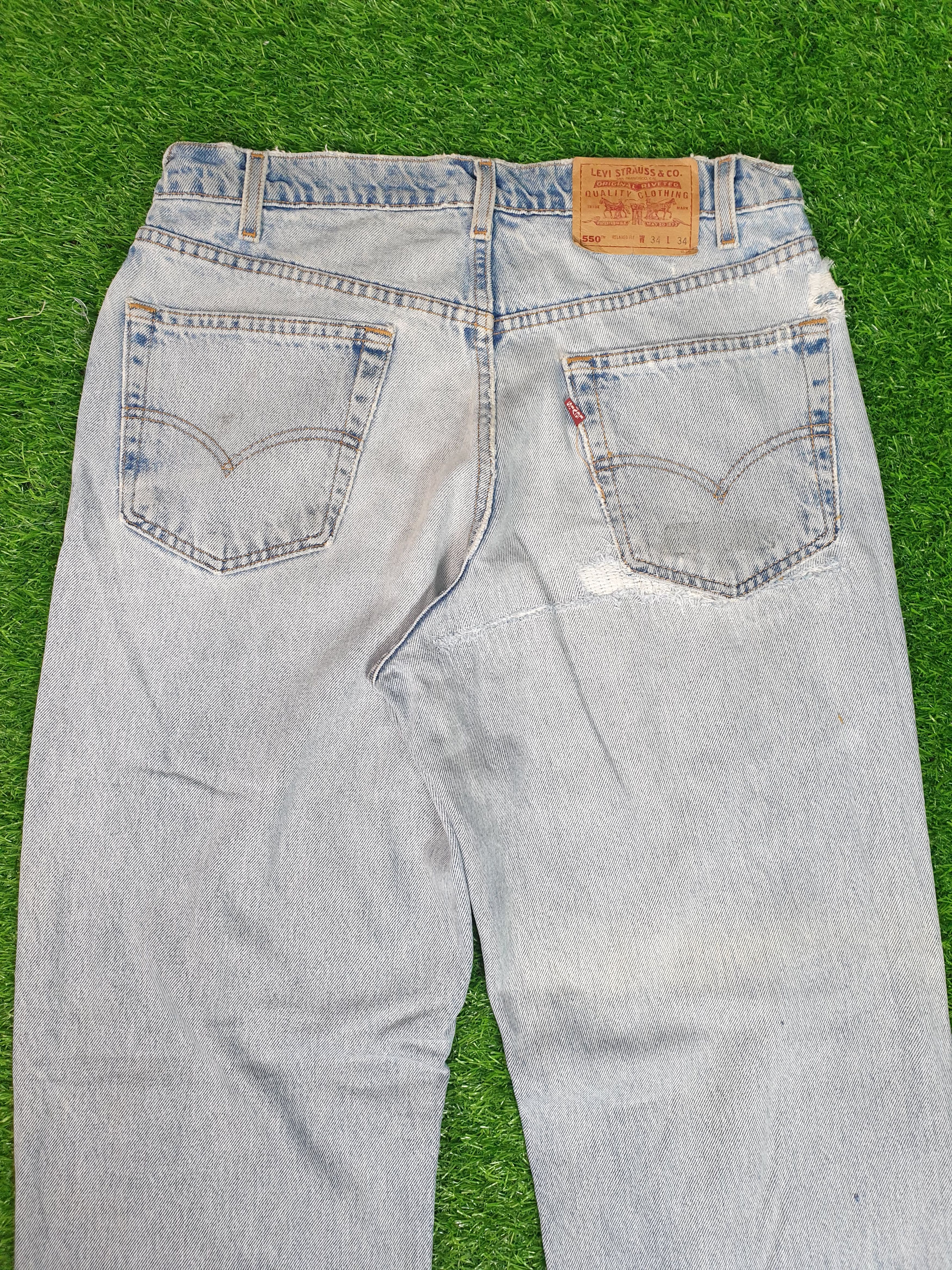 Levi's Vintage LEVIS 550 Light Wash Faded Size 33X33.5 Jeans L0156 Size US 33 - 6 Thumbnail