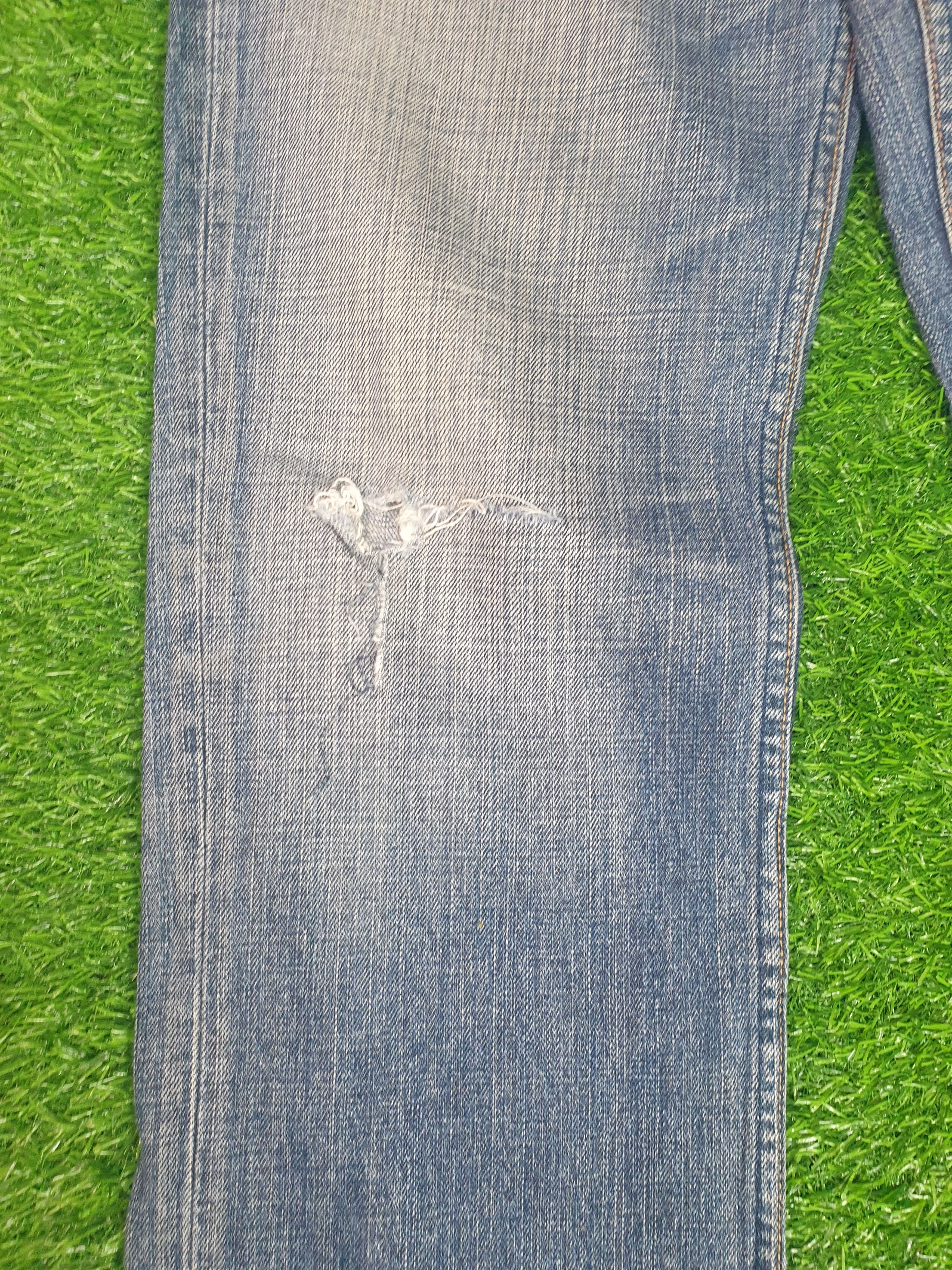 Levi's Vintage Clothing Vintage LEVIS Faded Distressed Size 32X33 Jeans L0186 Size US 32 / EU 48 - 3 Thumbnail